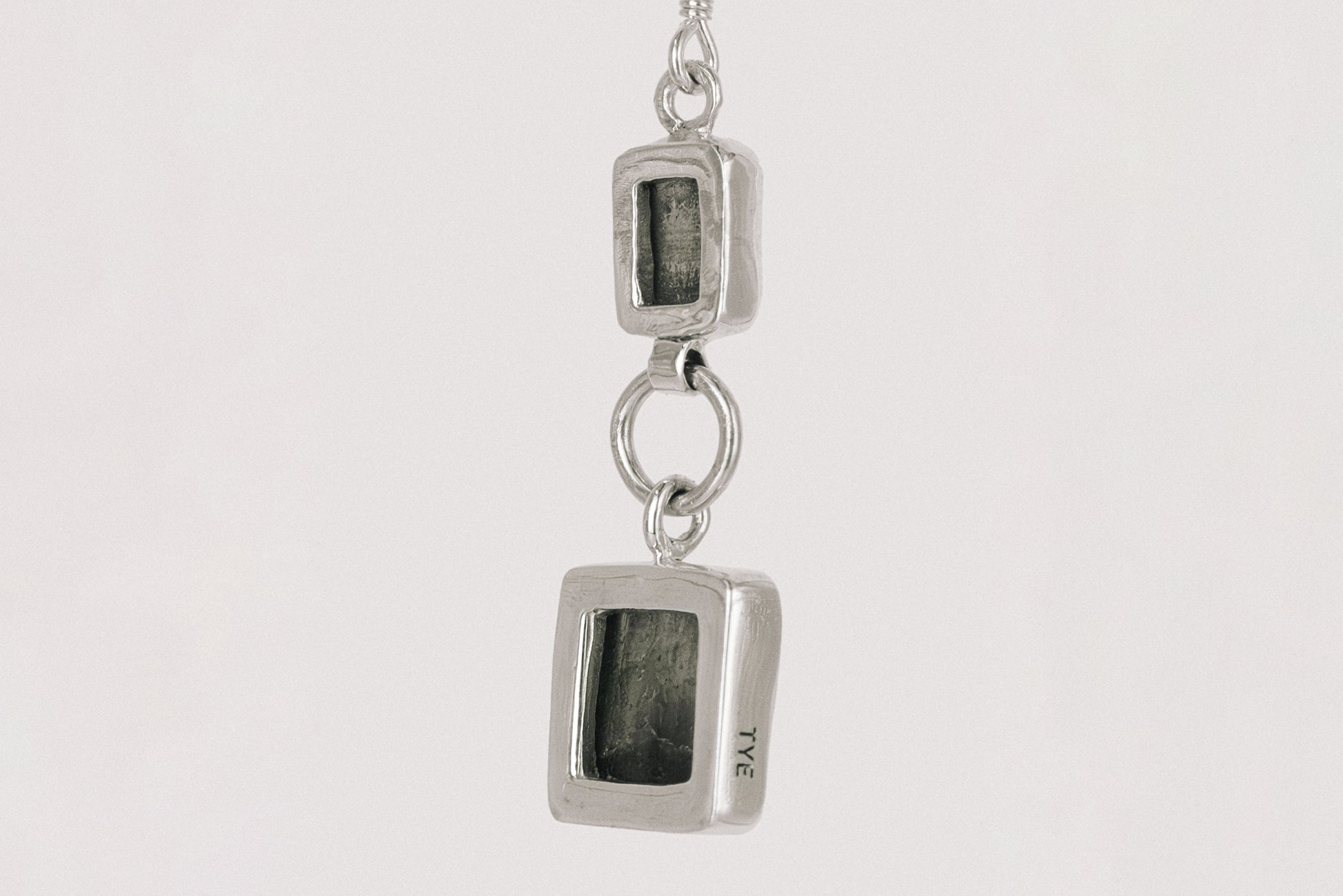 EARRINGS DOUBLE CARRÉ