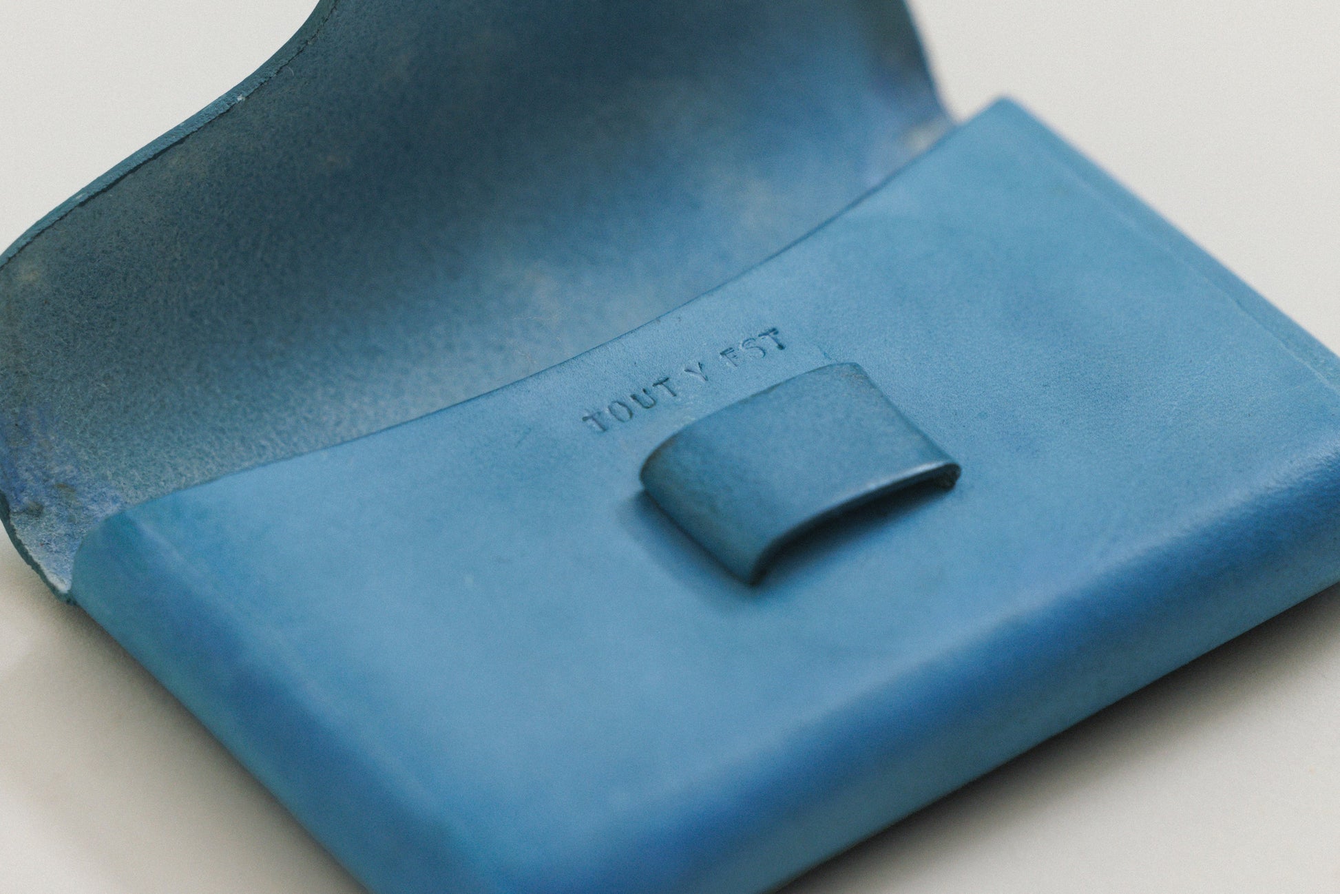 PORTE CARTES FLORENCE SKY BLUE