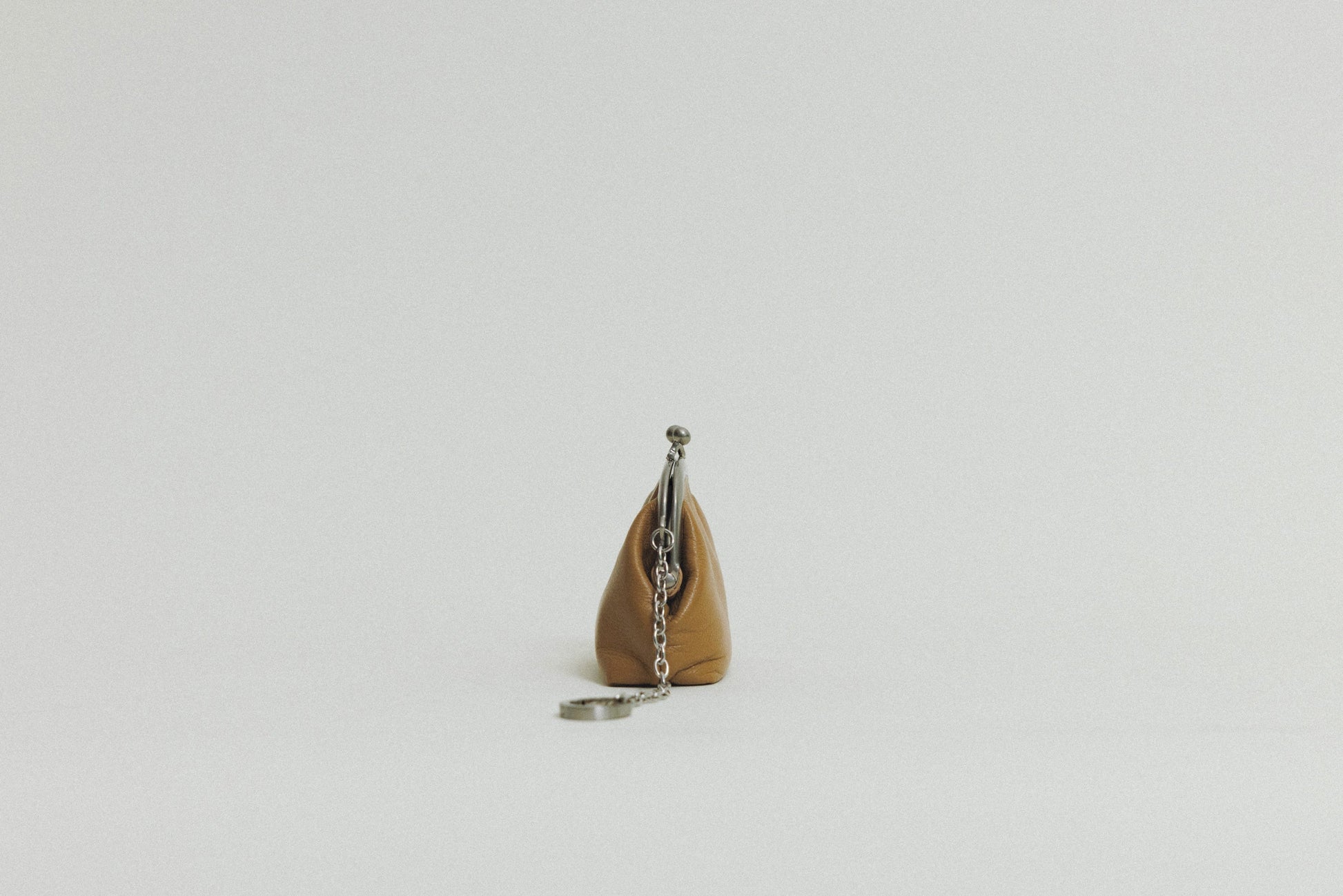PORTE MONNAIE CLIQUET CAMEL