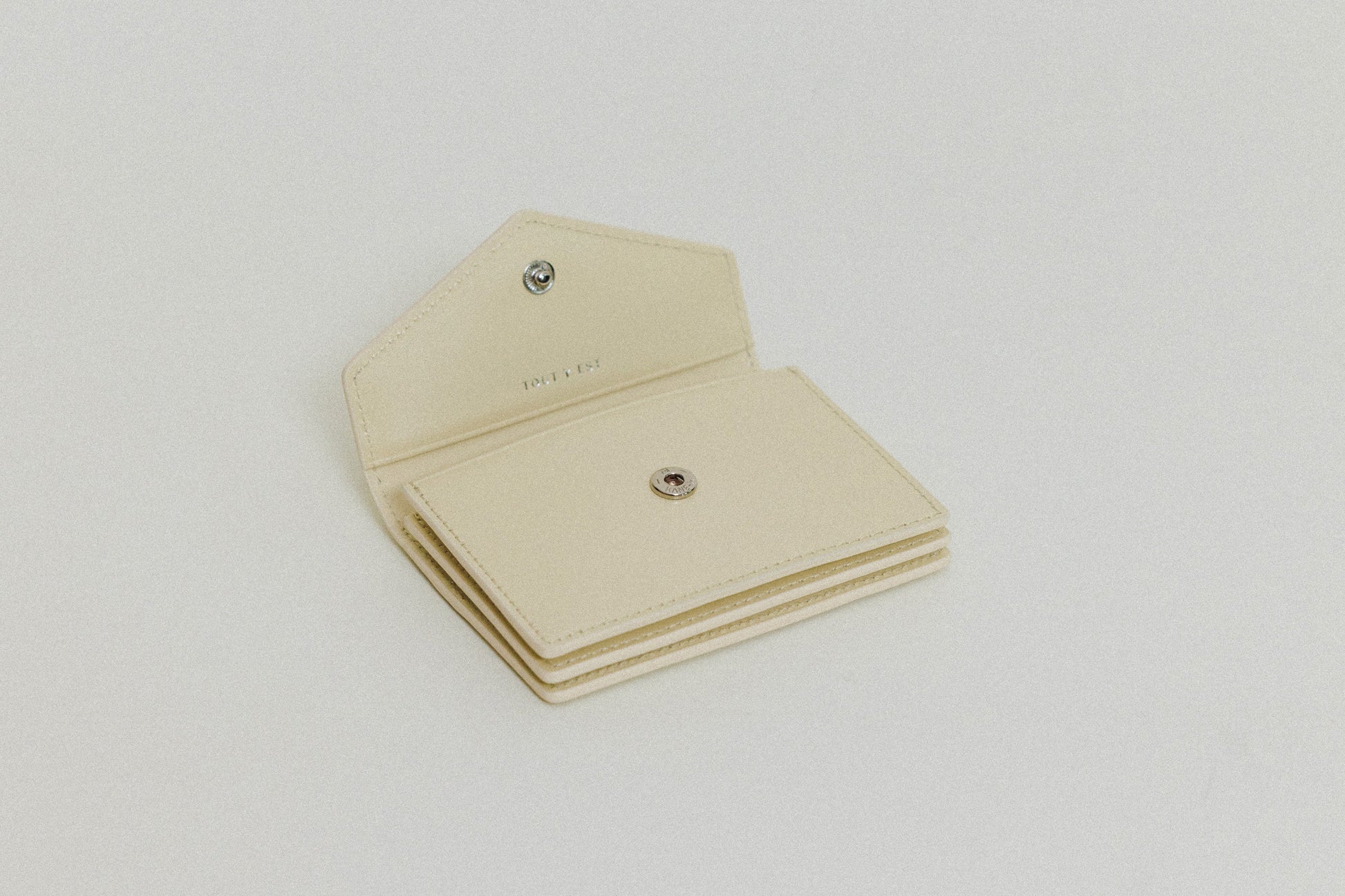 PORTE CARTES SNAP IVORY