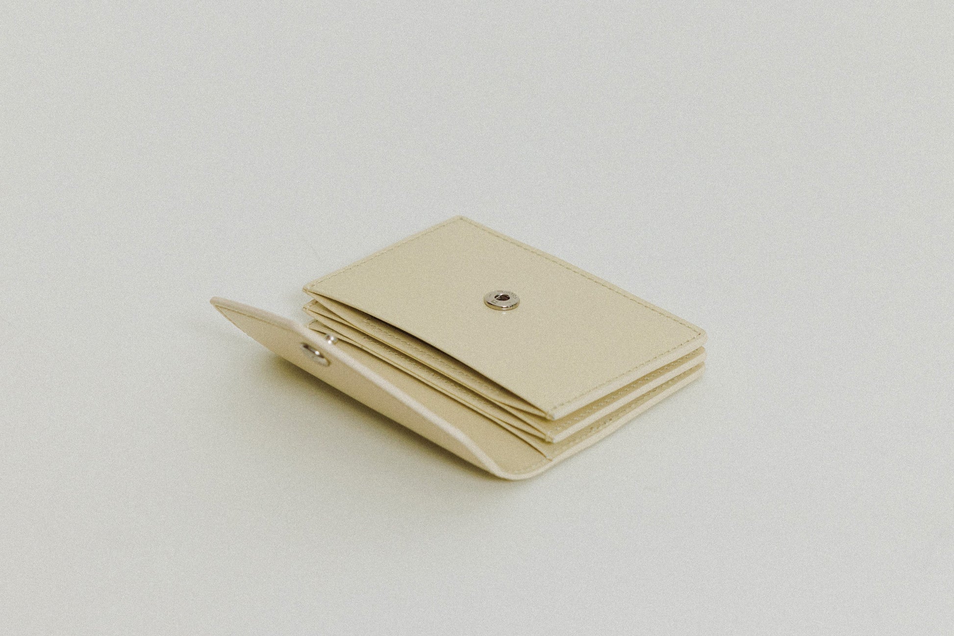 PORTE CARTES SNAP IVORY