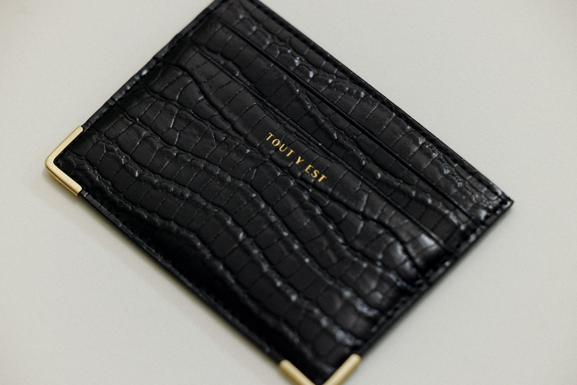 PORTE CARTES ANGLES CROCO BLACK
