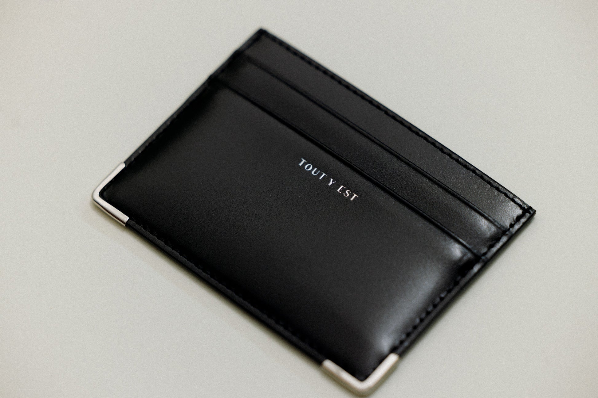 PORTE CARTES ANGLES BLACK