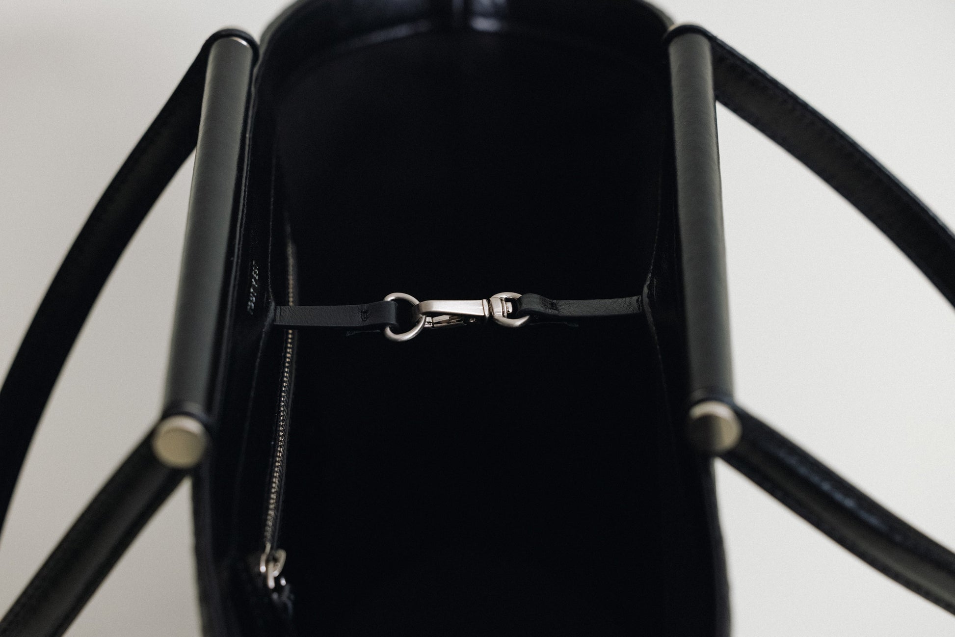 SAC ÉTIRÉ RATTAN SMALL BLACK