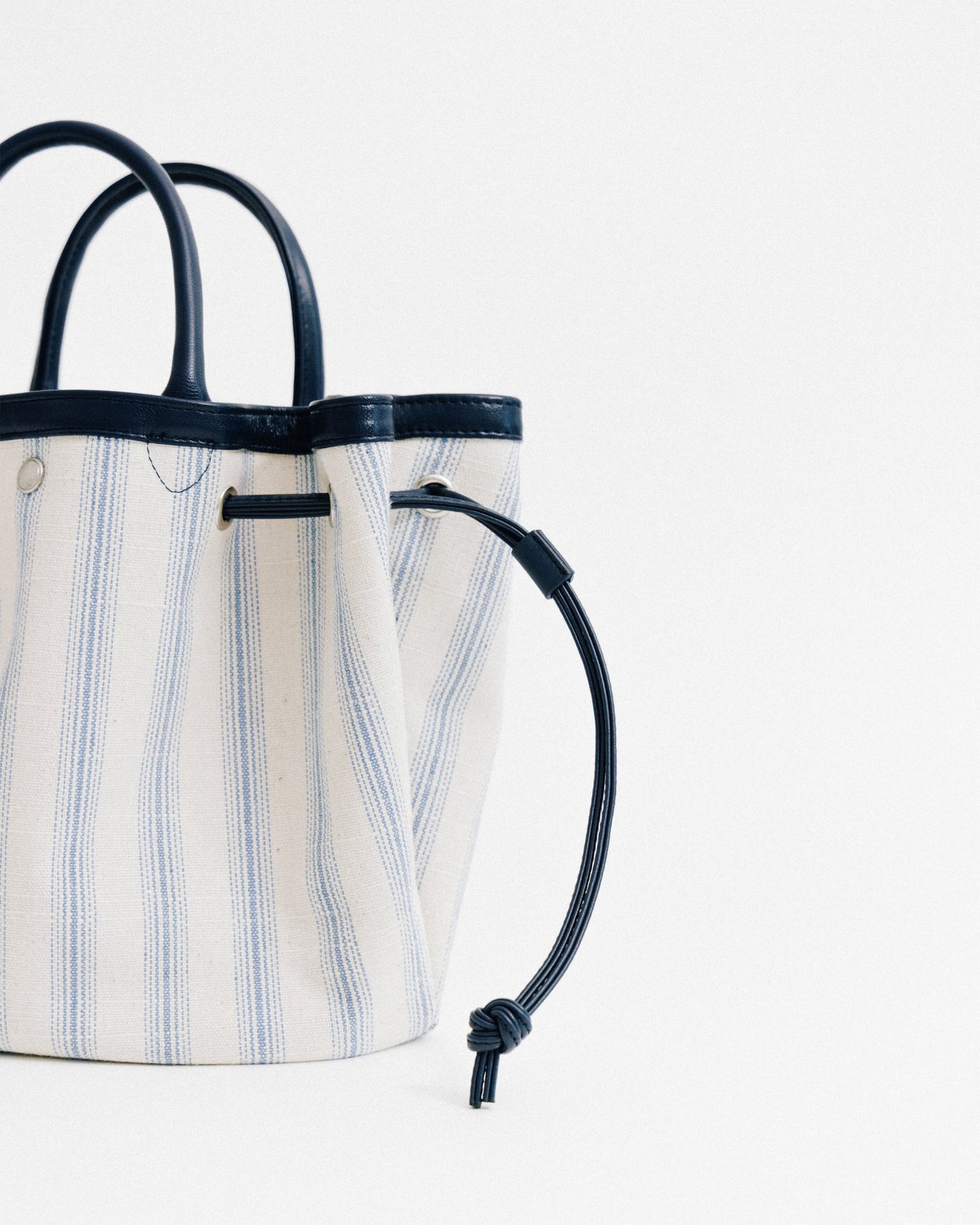 SAC COQUILLE SMALL BLUE STRIPE