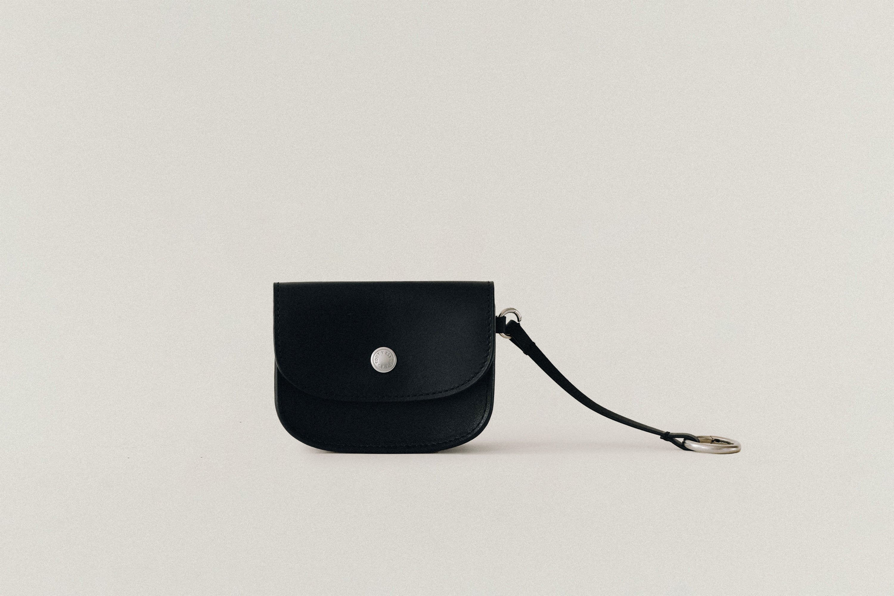 人気の新作 BLACK SABOT CLÉS POCHETTE – EN EST Y TOUT バッグ