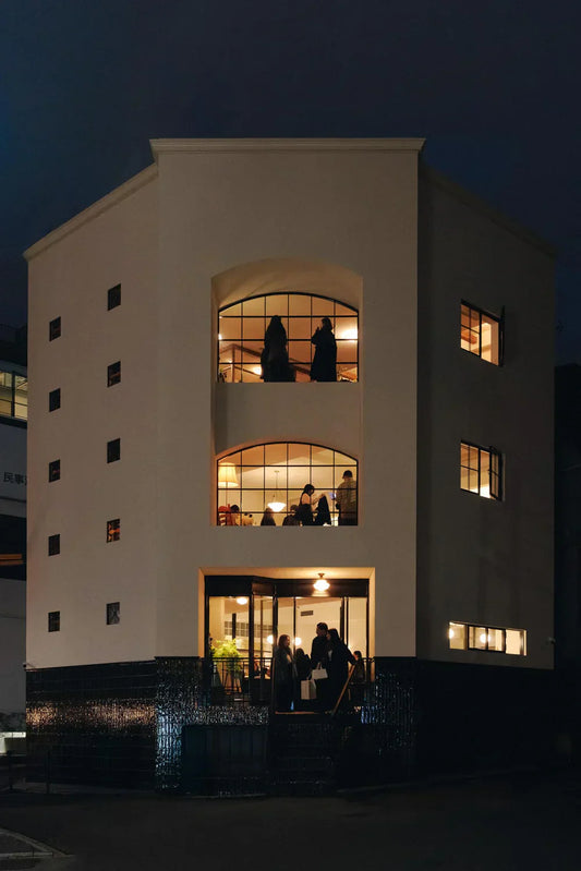 25 TOKYO FLAGSHIP STORE