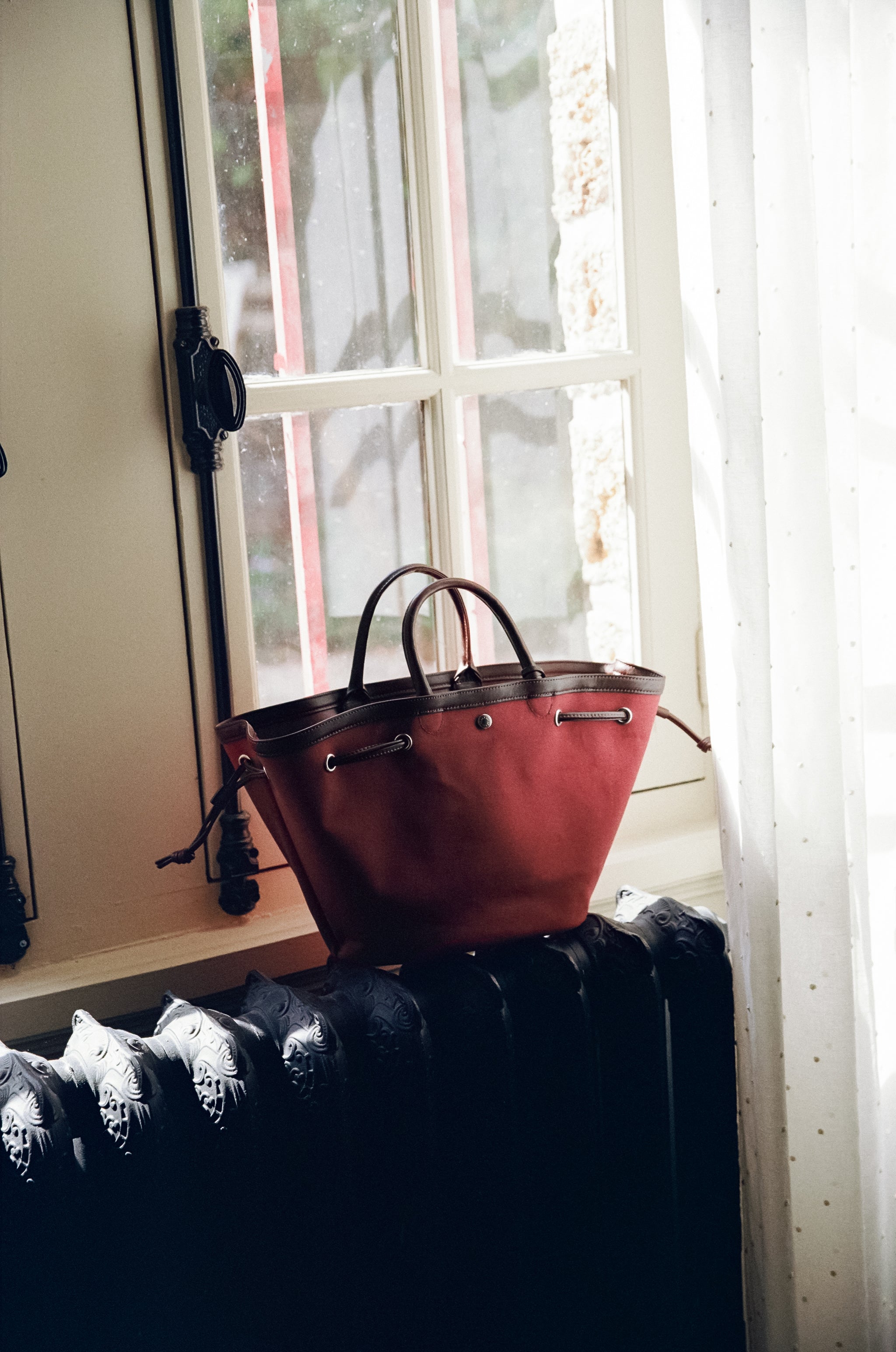 限定値下げ　TOUT Y EST SAC COQUILLE SMALL バッグ SAC COQUILLE – TOUT Y EST EN