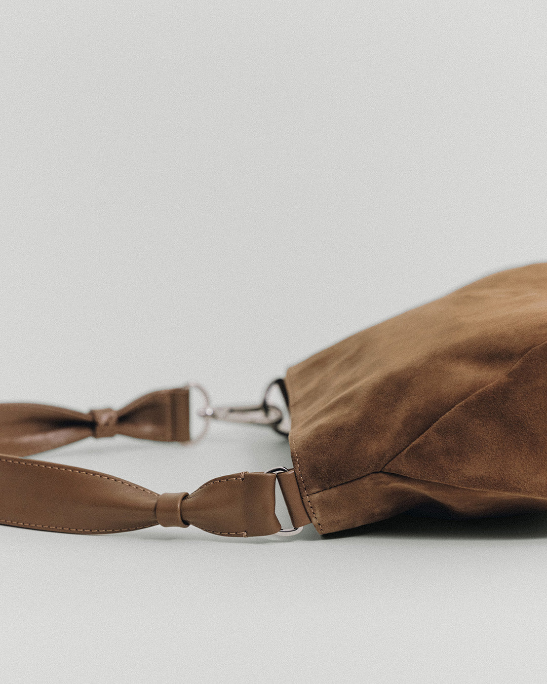SAC NACELLE MINI SUEDE CAMEL – TOUT Y EST EN