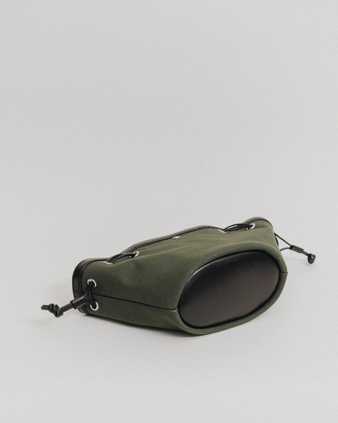 SAC COQUILLE MINI KHAKI – TOUT Y EST EN