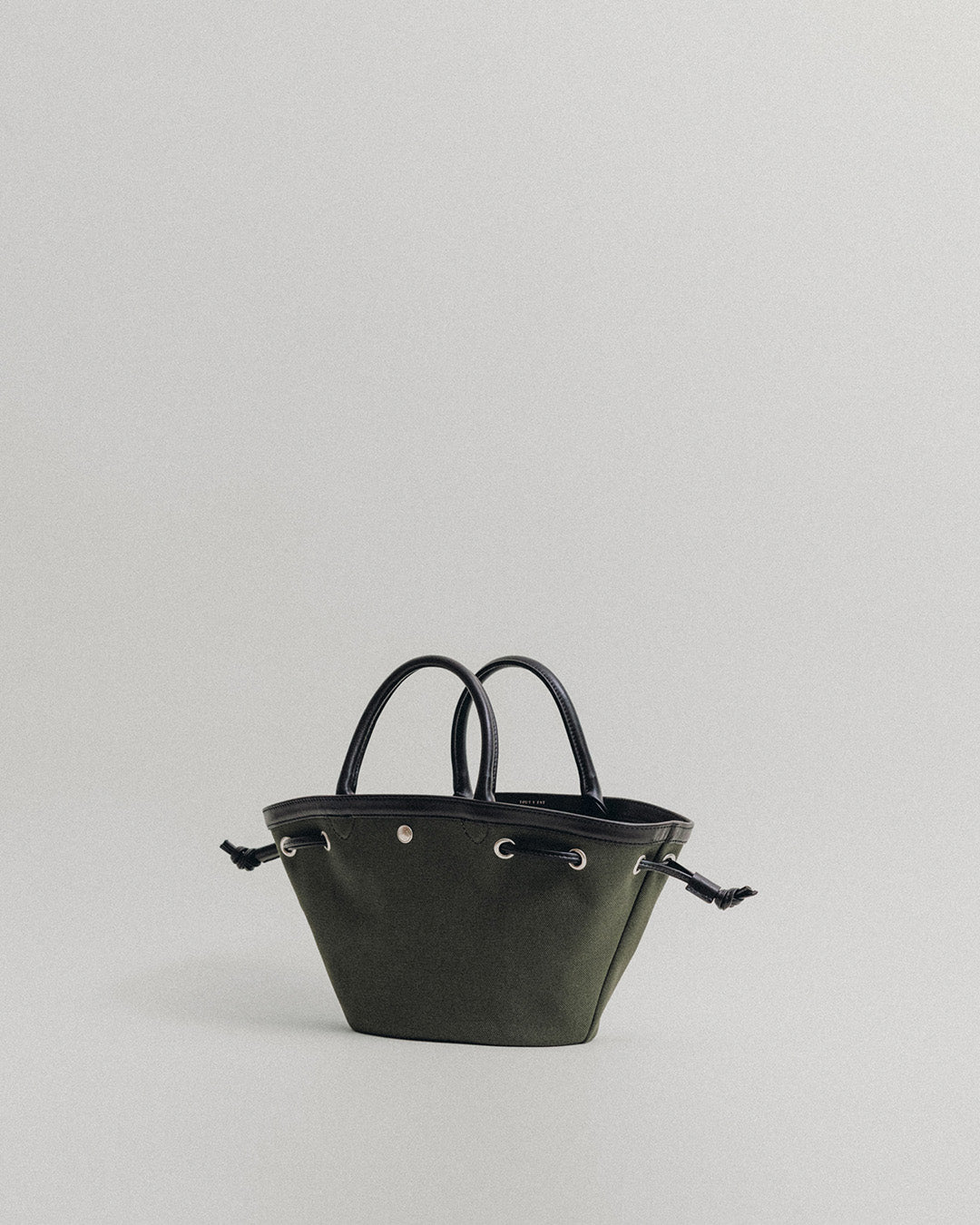 SAC COQUILLE MINI KHAKI – TOUT Y EST EN