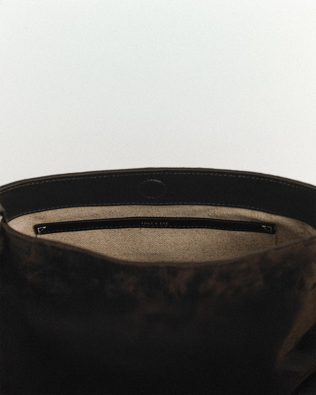 SAC NACELLE MINI SUEDE BROWN – TOUT Y EST EN