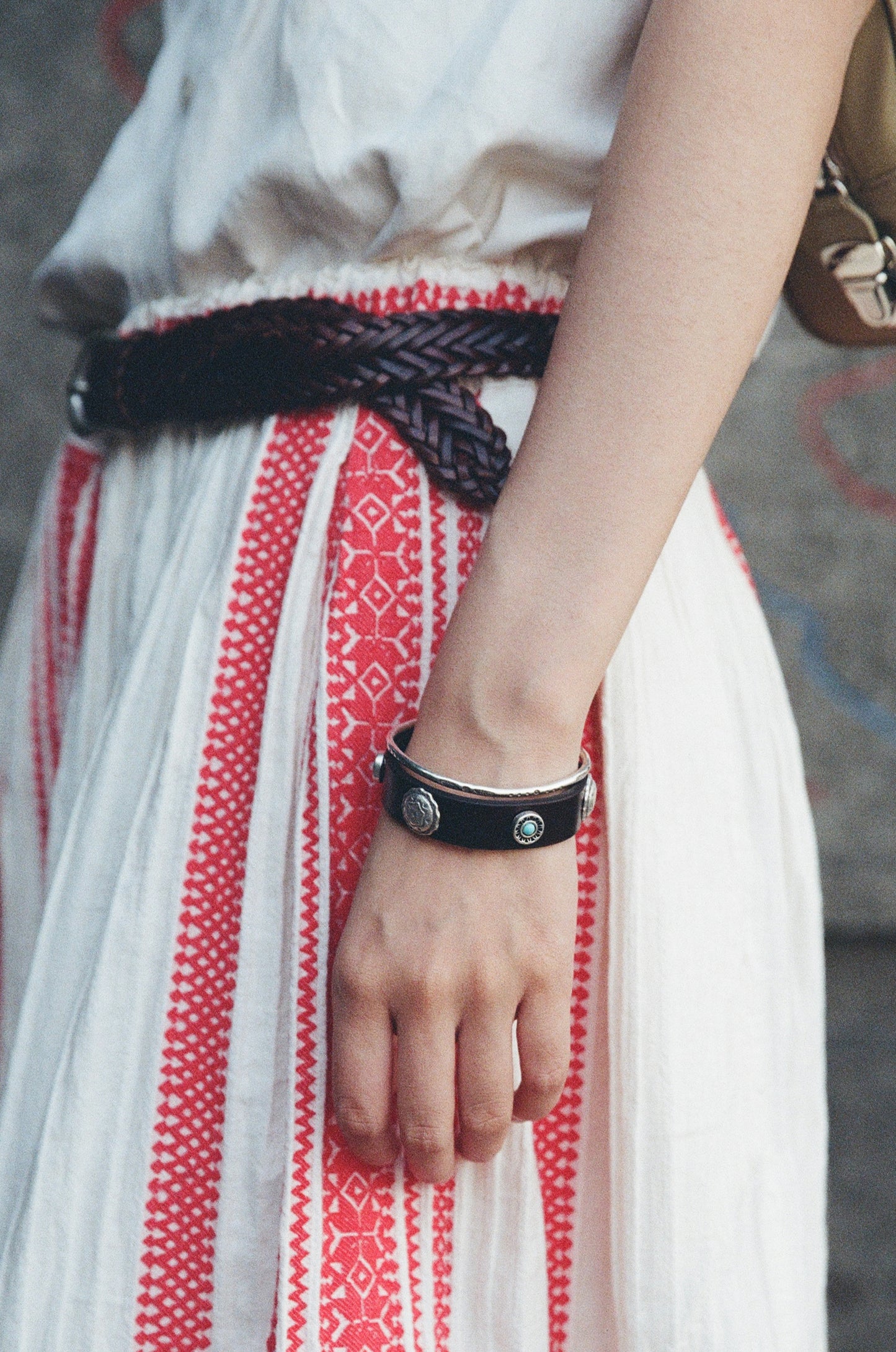BRACELET PASTILLE BROWN