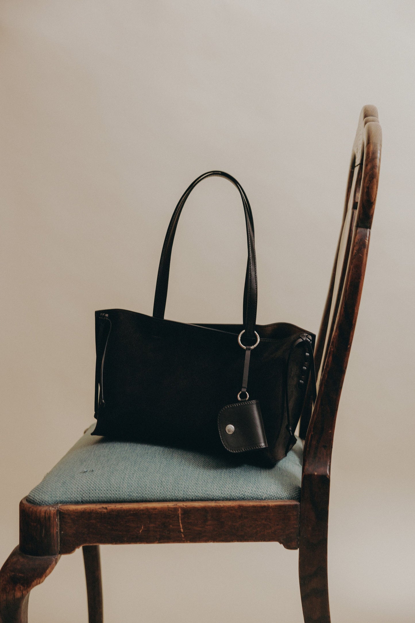 SAC TRESSÉ SMALL SUEDE BROWN