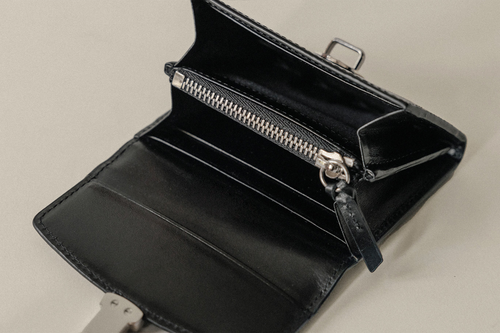 PORTE CARTES LOQUET CROCO BLACK