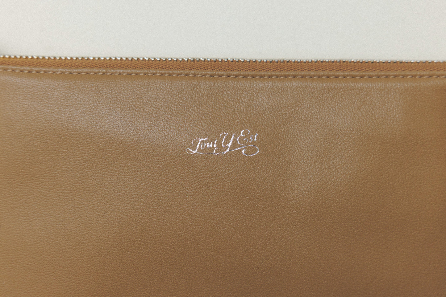 POCHETTE LISSE CAMEL