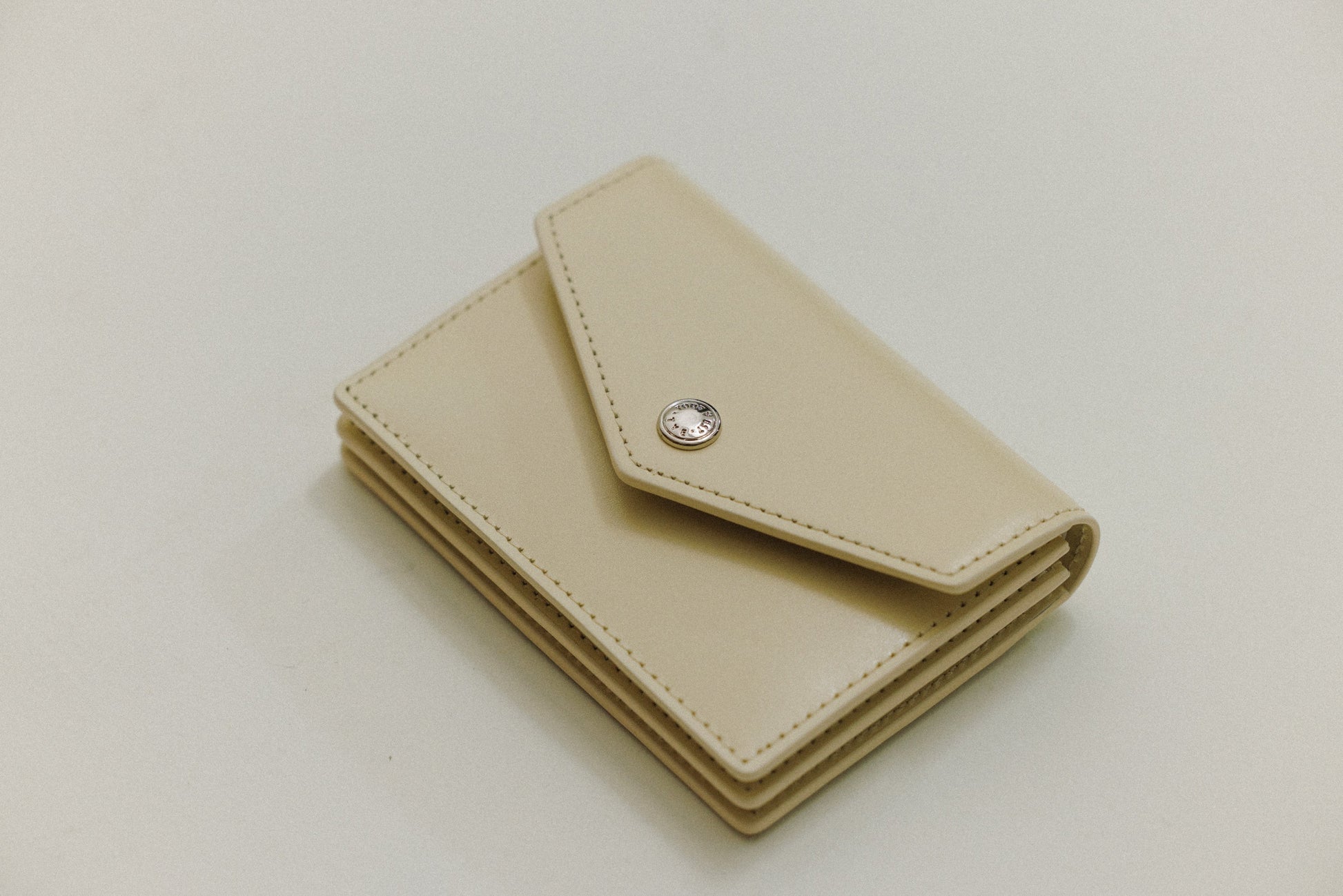 PORTE CARTES SNAP IVORY