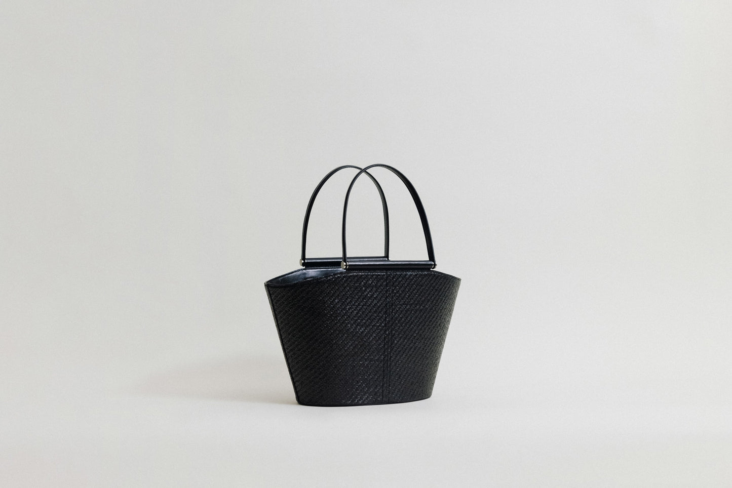SAC ÉTIRÉ RATTAN SMALL BLACK