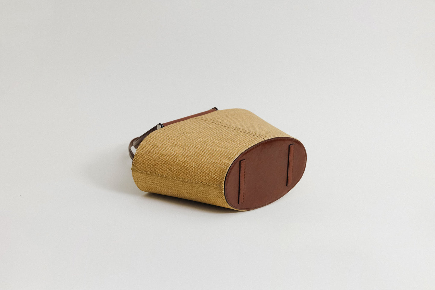 SAC ÉTIRÉ RATTAN SMALL NATURAL