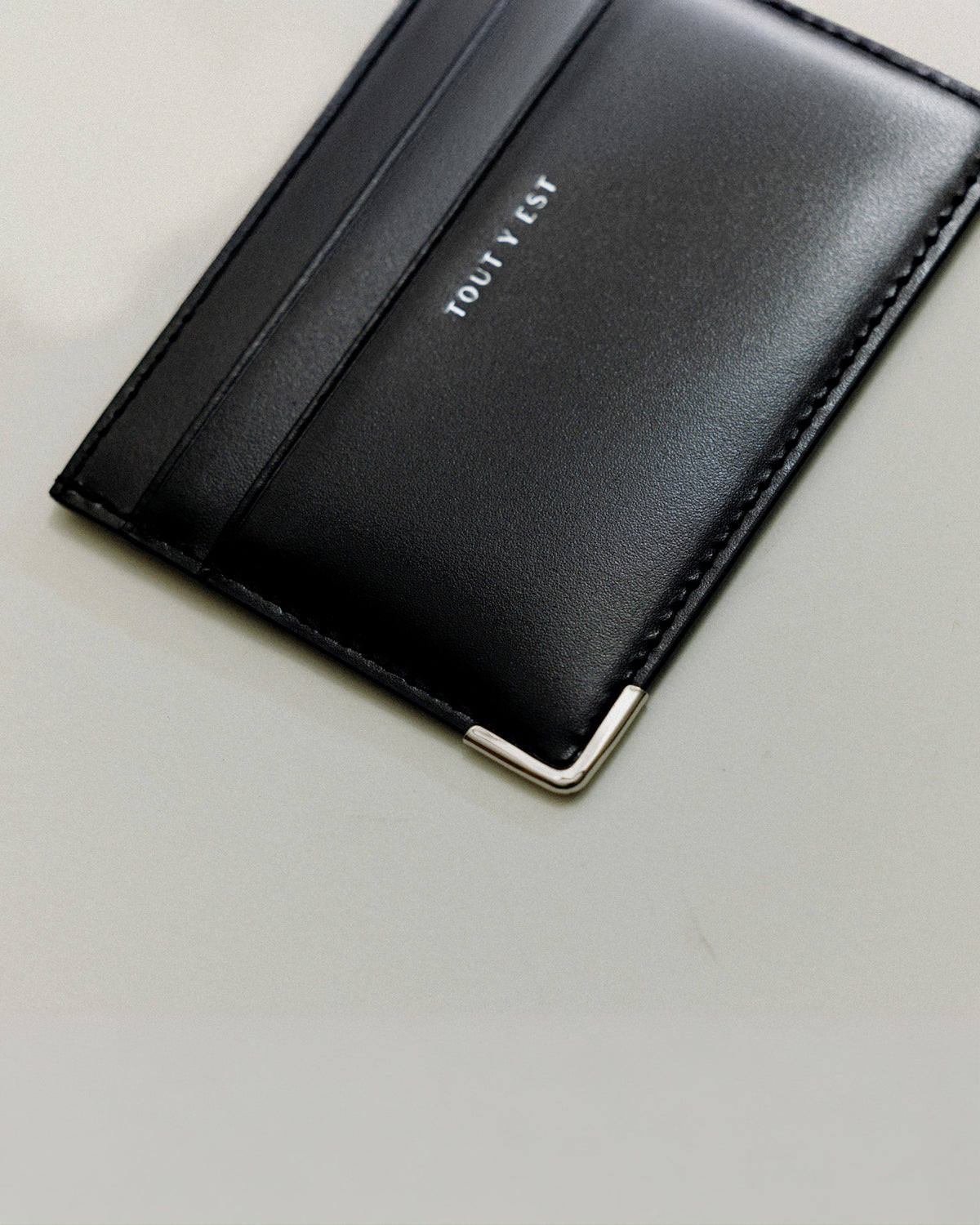 PORTE CARTES ANGLES BLACK