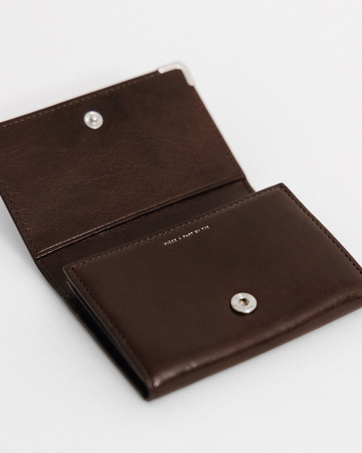 PORTEFEUILLE ANGLES BROWN