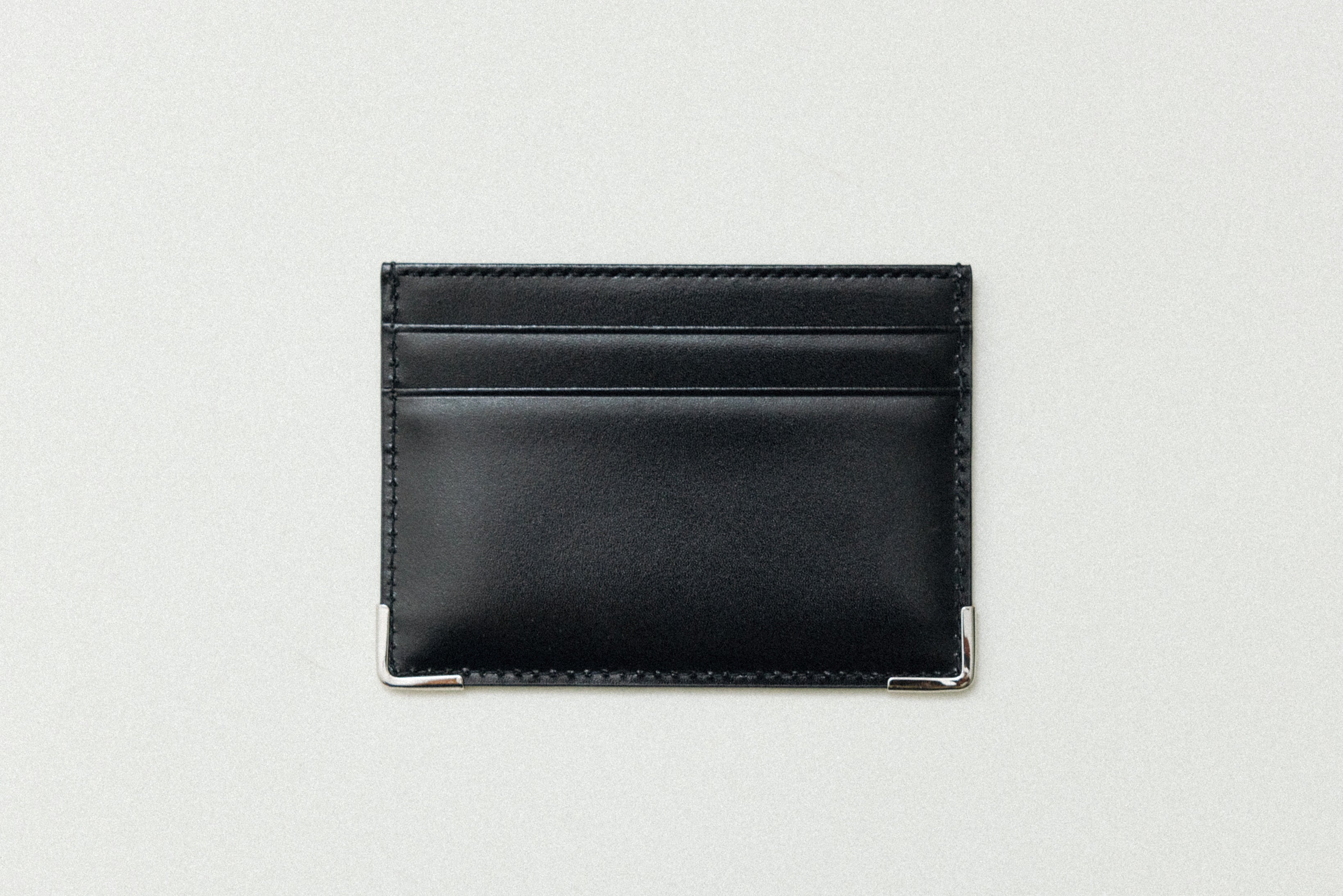 【TOUT Y EST】PORTE CARTES ANGLES PORTE CARTES ANGLES BLACK – TOUT Y EST EN