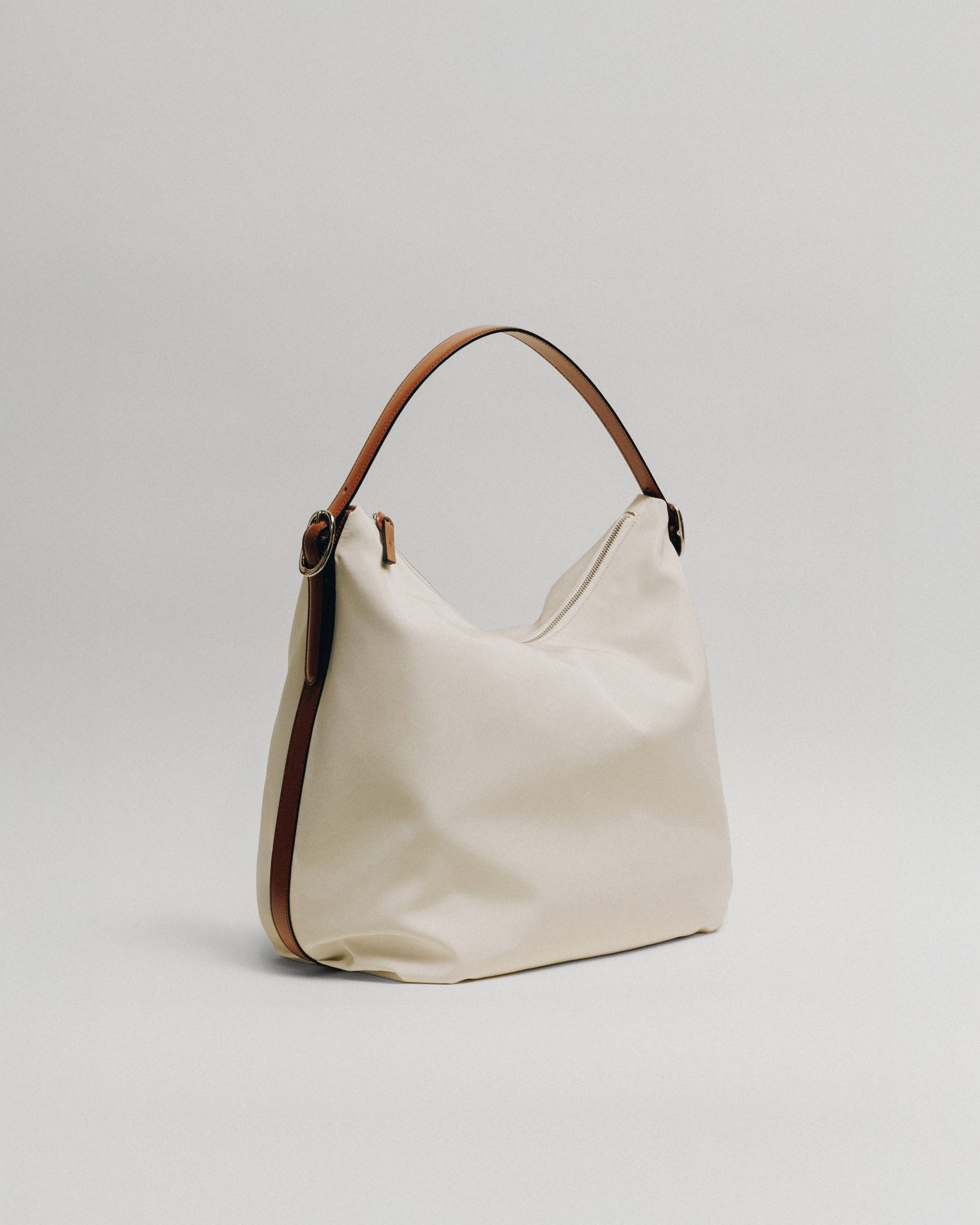 【TOUT Y EST】SAC CANOT TOILE SMALL アイボリー SAC CANOT TOILE IVORY – TOUT Y EST EN
