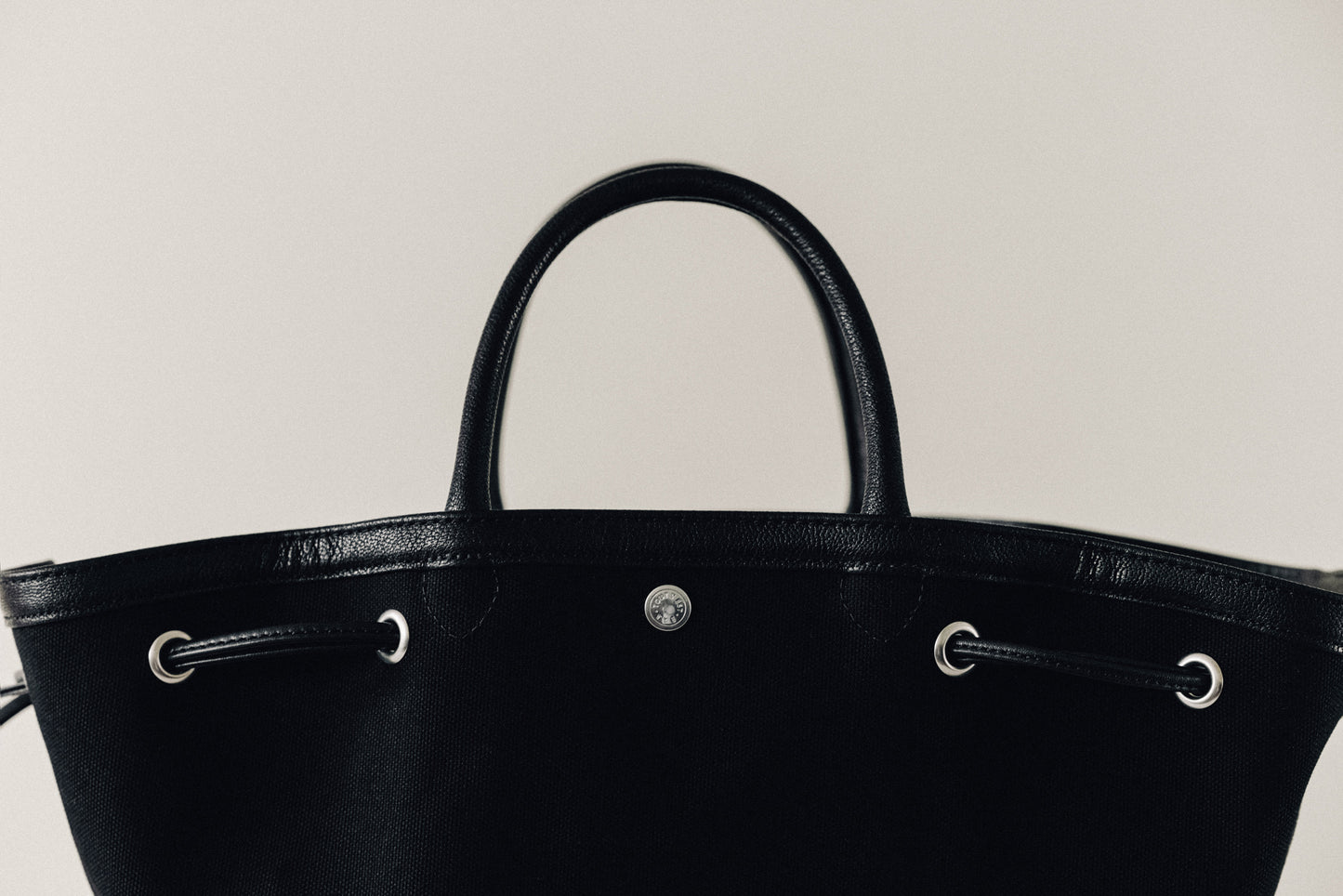 SAC COQUILLE SMALL BLACK