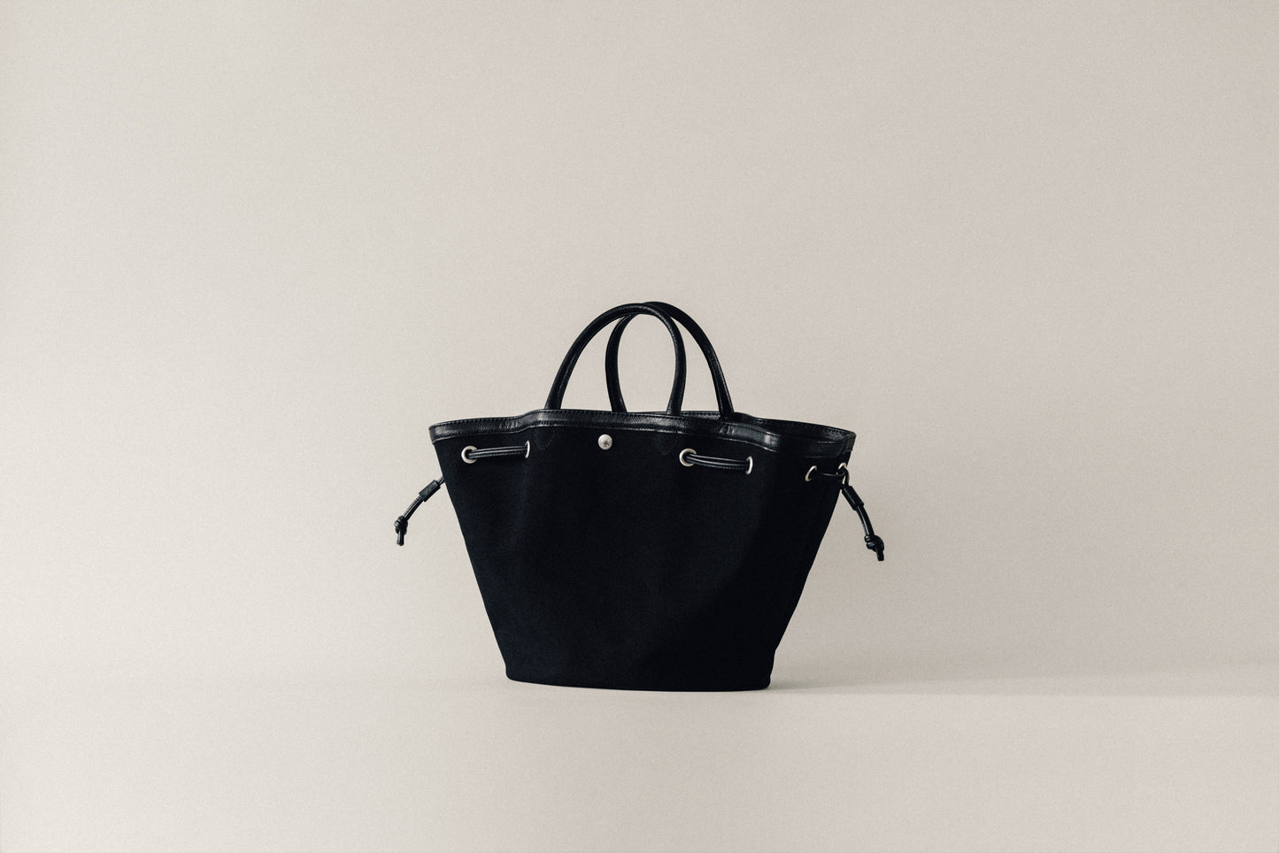 SAC COQUILLE SMALL BLACK