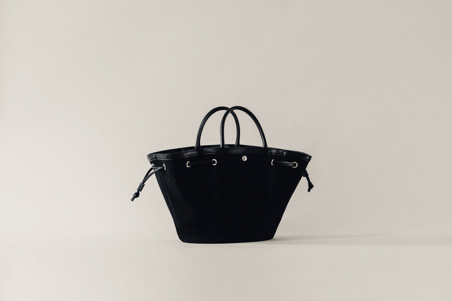 SAC COQUILLE SMALL BLACK