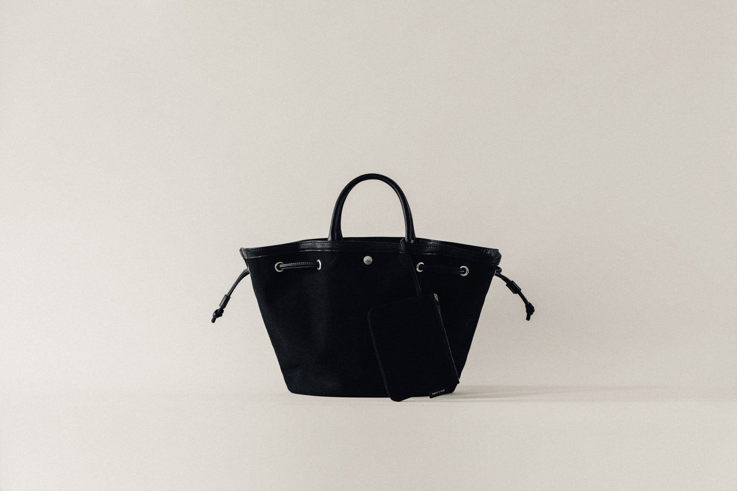 SAC COQUILLE SMALL BLACK