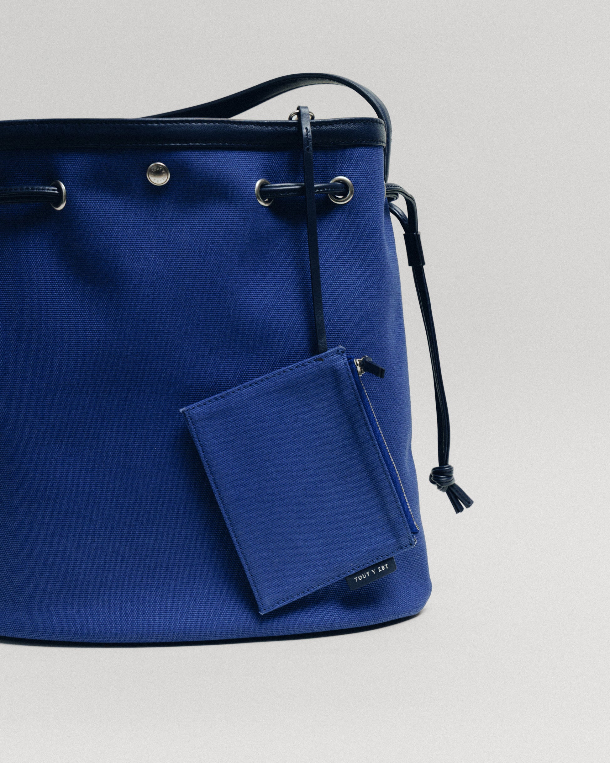 SAC COQUILLE BUCKET BLUE