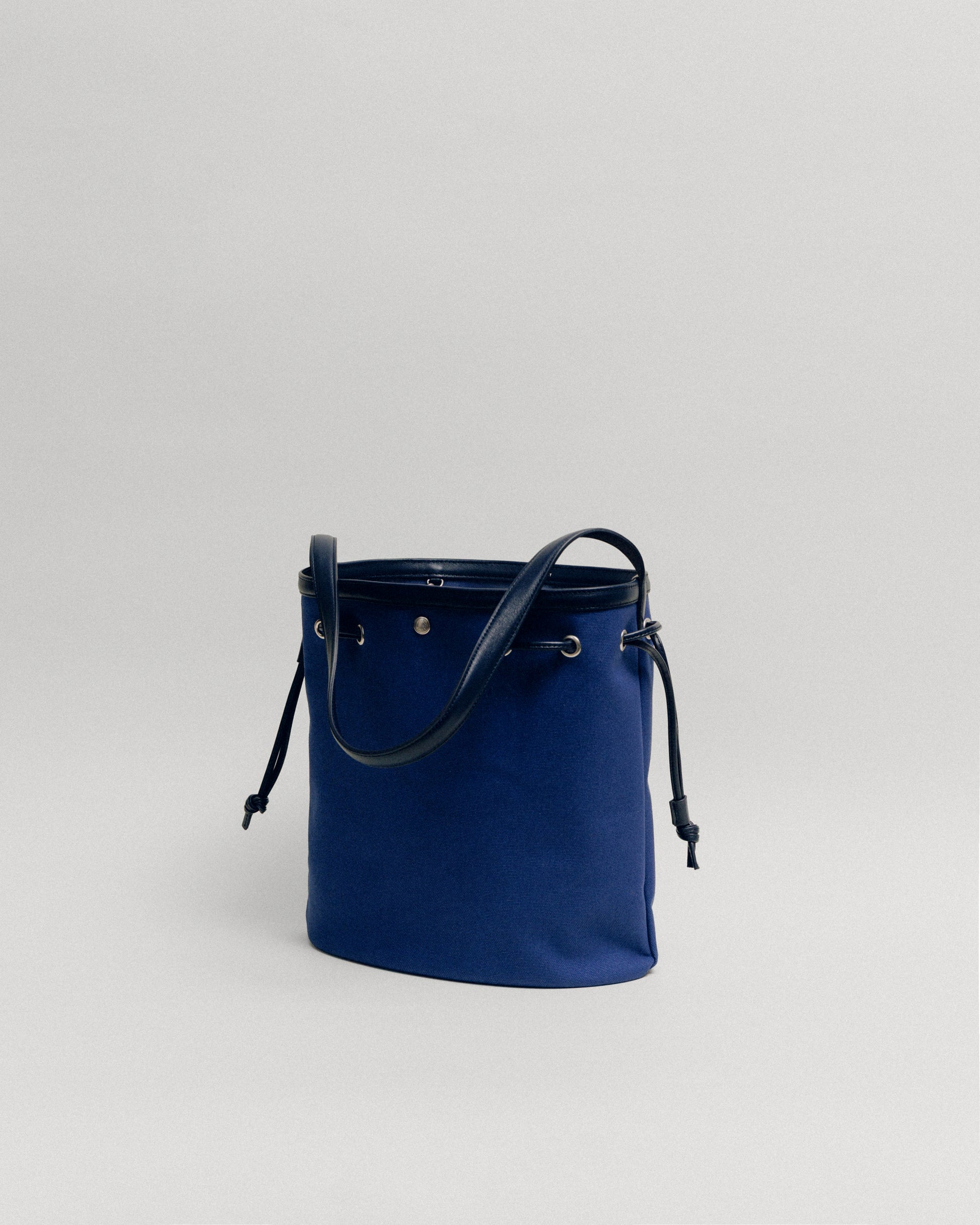 SAC COQUILLE BUCKET BLUE