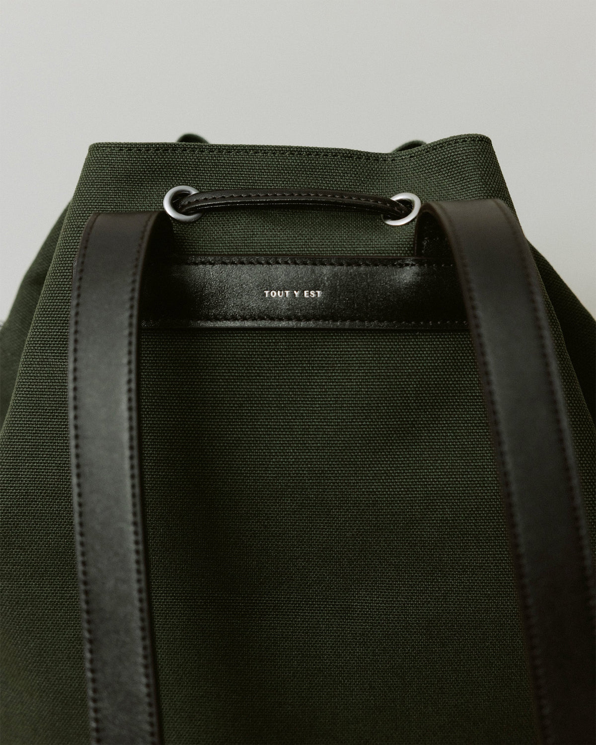 SAC À DOS COQUILLE KHAKI