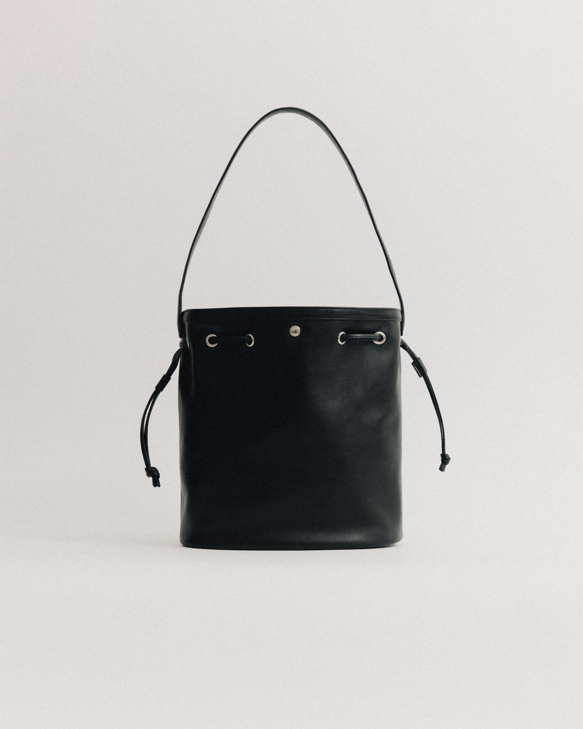 SAC COQUILLE BUCKET SOFT BLACK