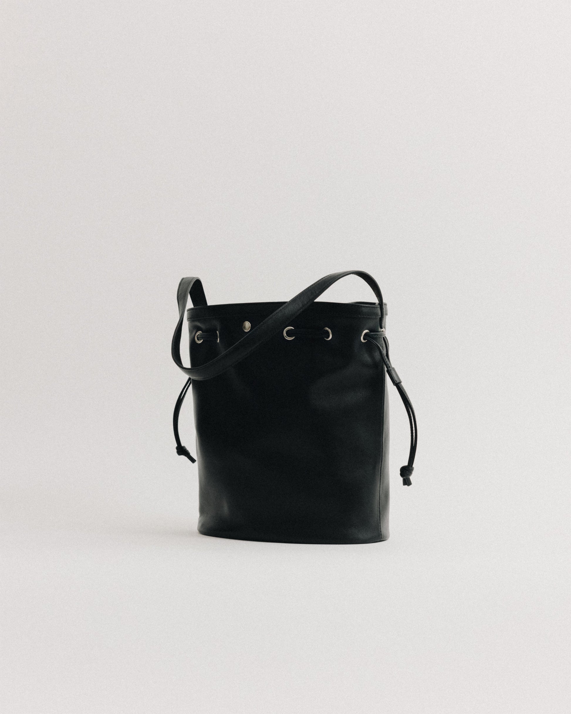 SAC COQUILLE BUCKET SOFT BLACK