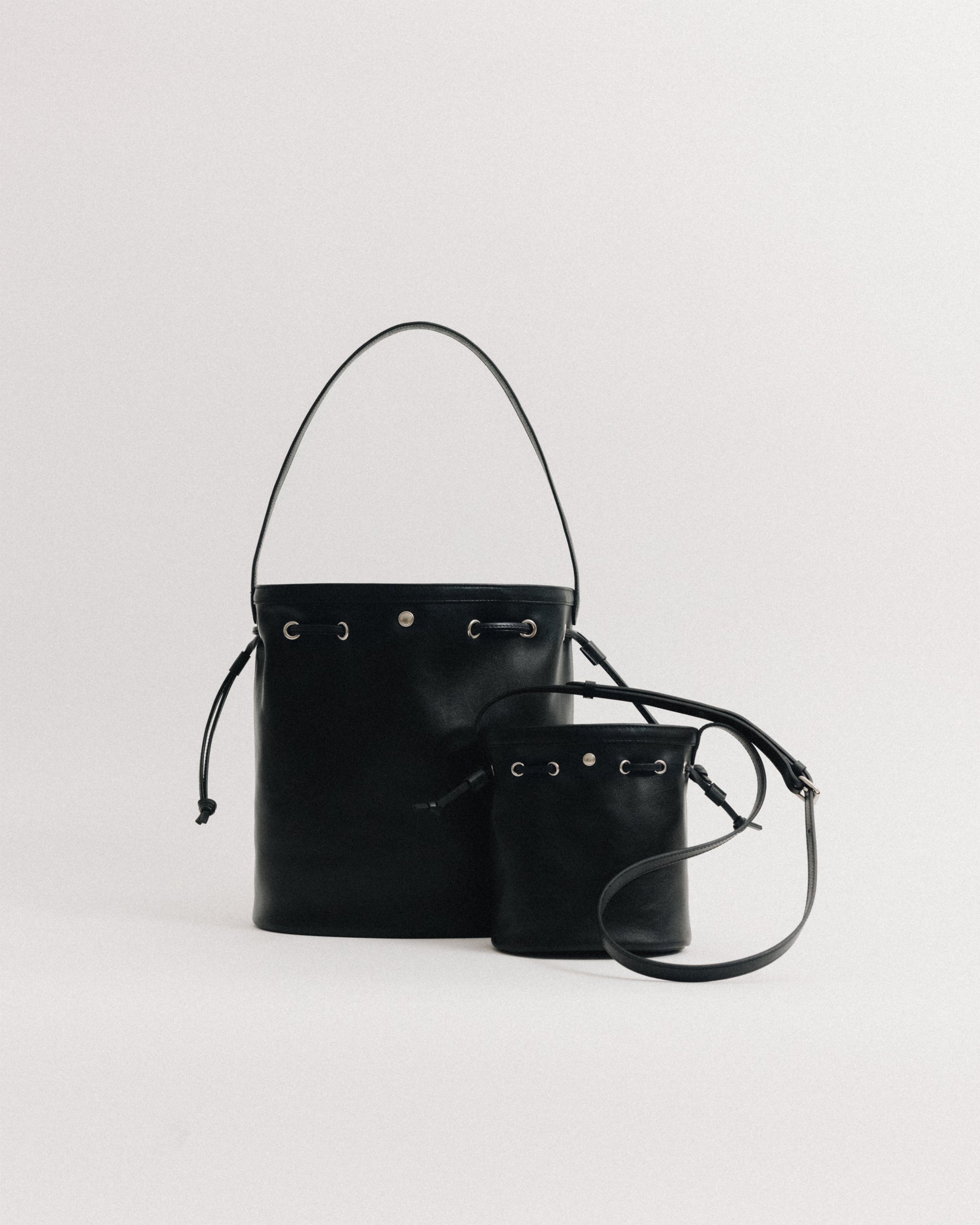 SAC COQUILLE BUCKET SOFT BLACK