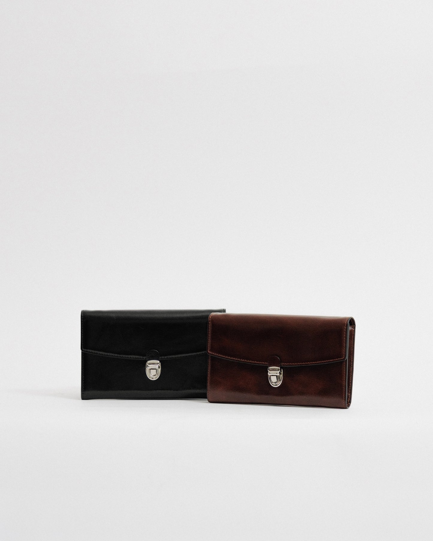 PORTE CARTES LOQUET ÉPAULE BROWN