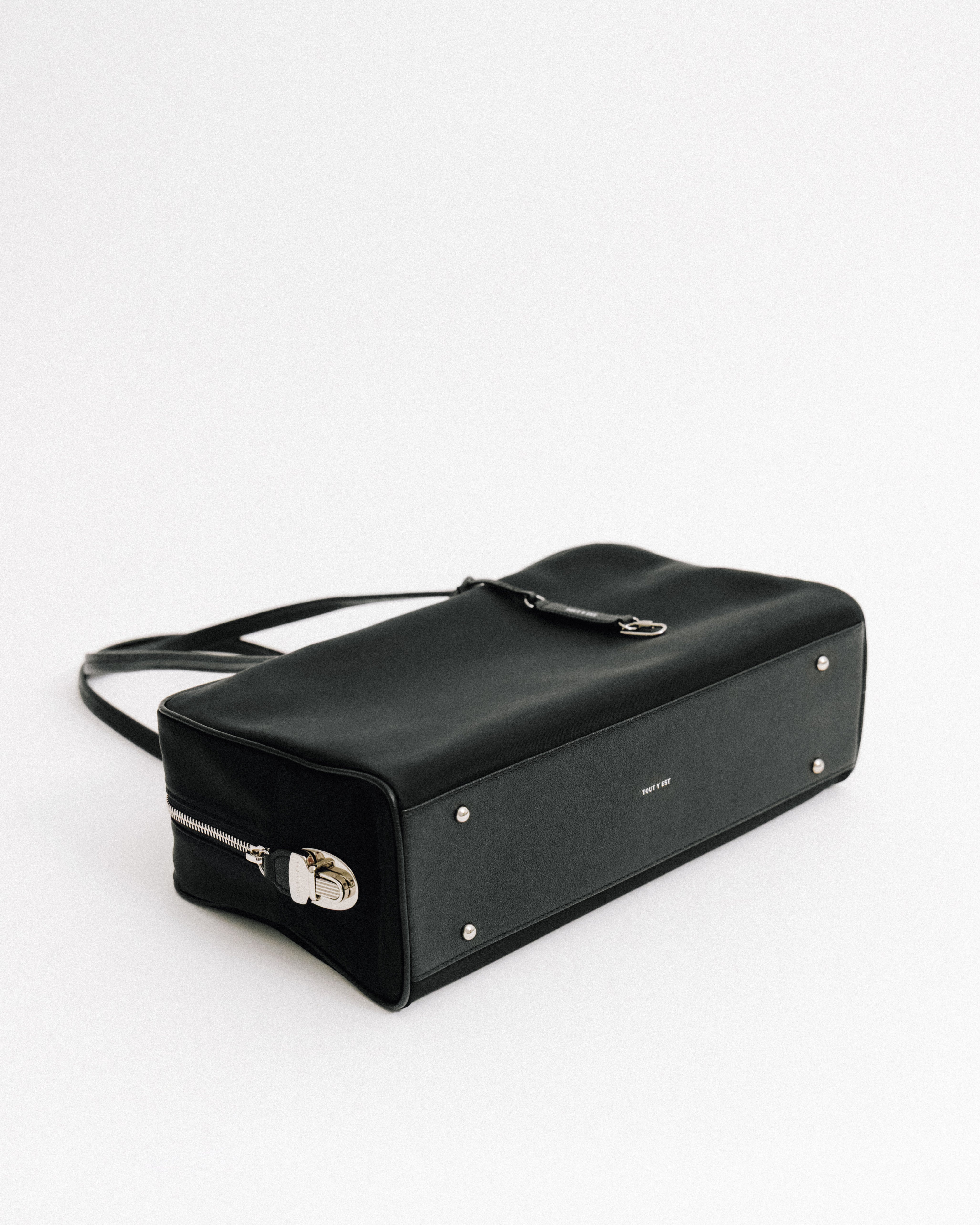 トゥティエ　tout y est 　SAC LOQUET NYLON SAC LOQUET NYLON BLACK – TOUT Y EST EN