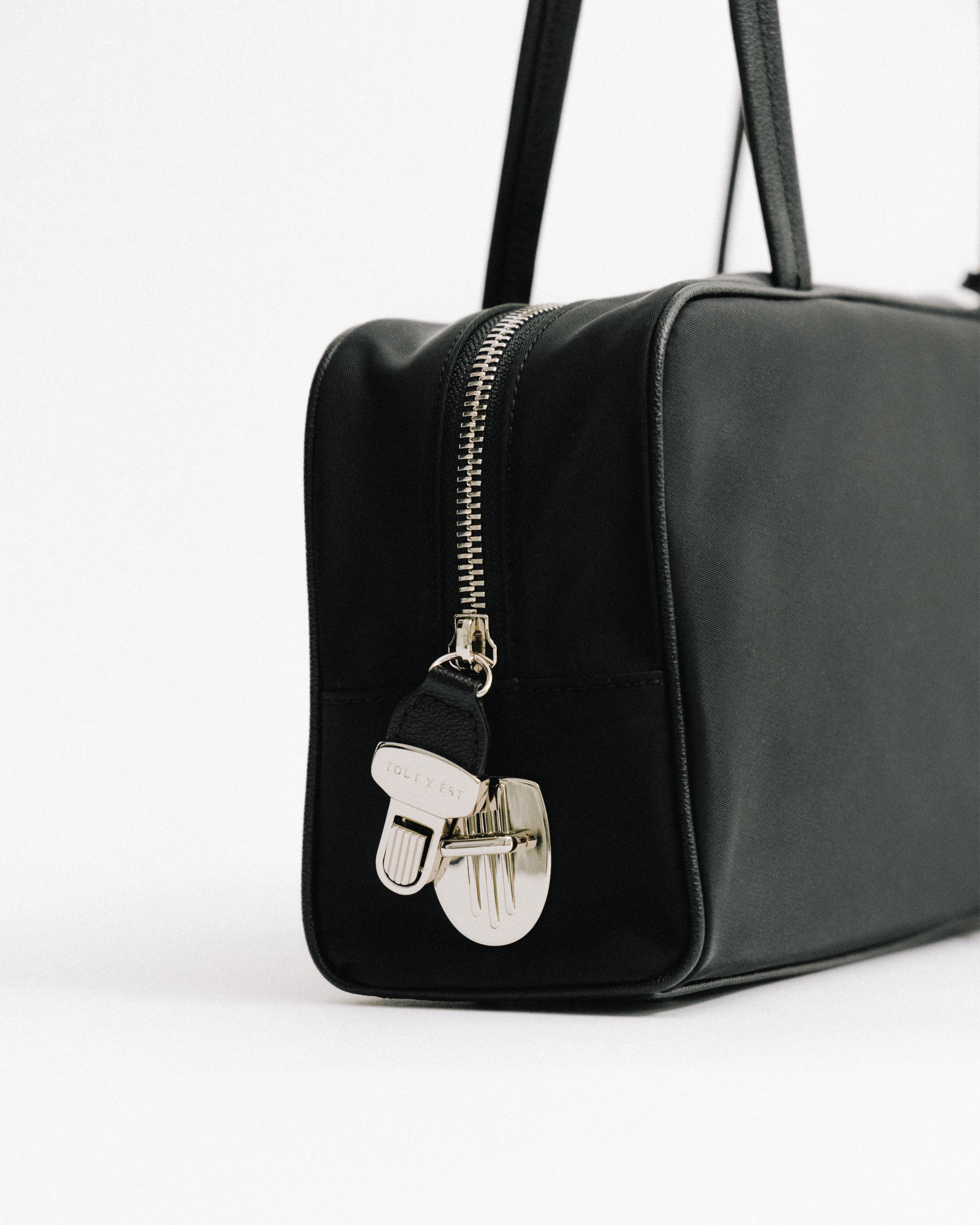 SAC LOQUET NYLON SMALL BLACK – TOUT Y EST EN