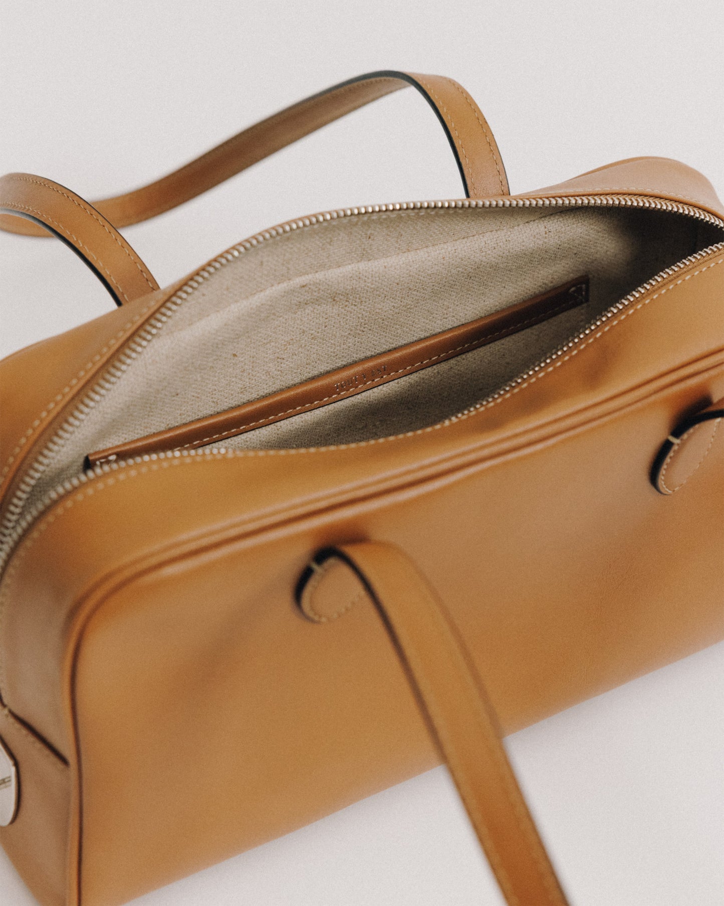 SAC LOQUET SMALL SOFT CARAMEL
