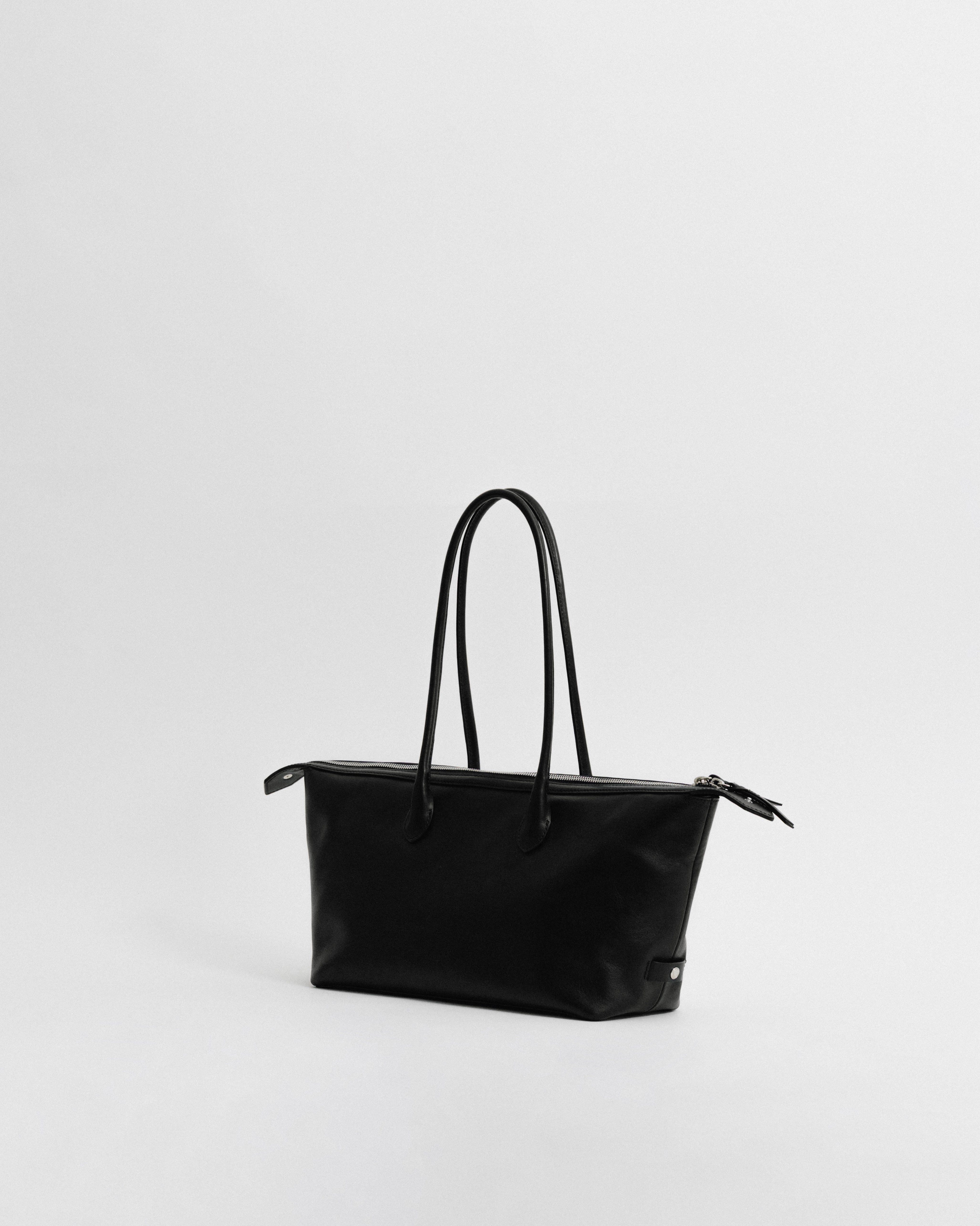 SAC PATTE SMALL BLACK – TOUT Y EST EN