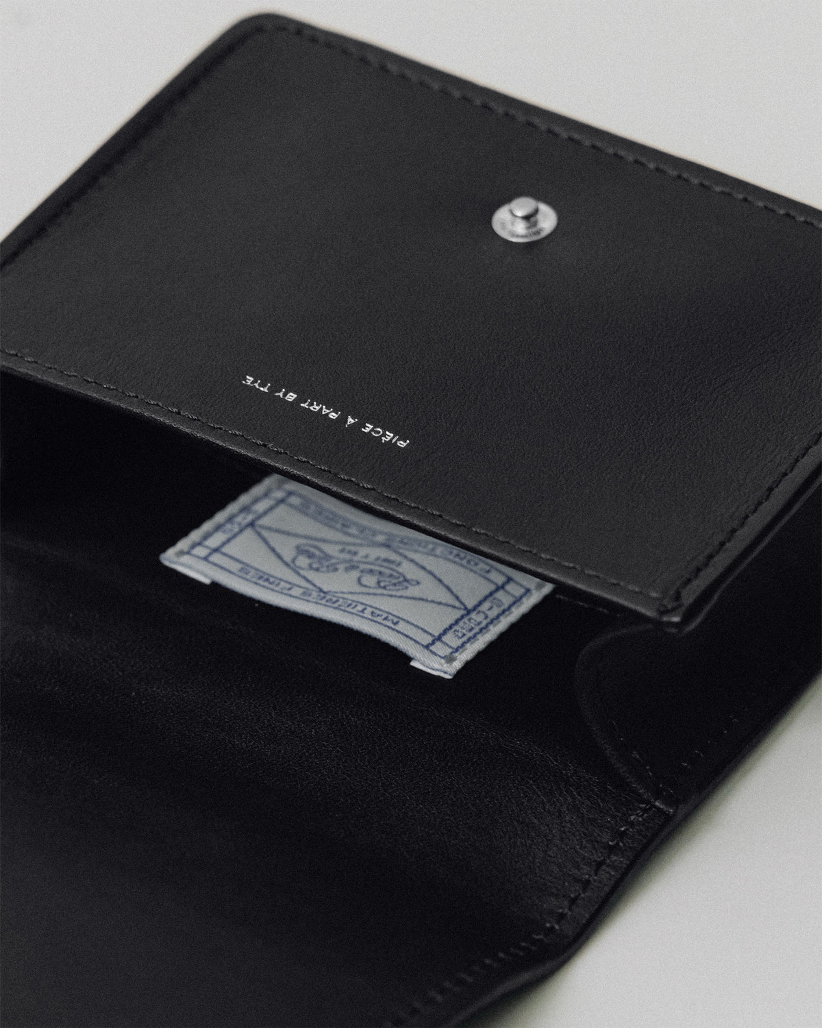 POCHETTE CLÉS CARRÉE BLACK
