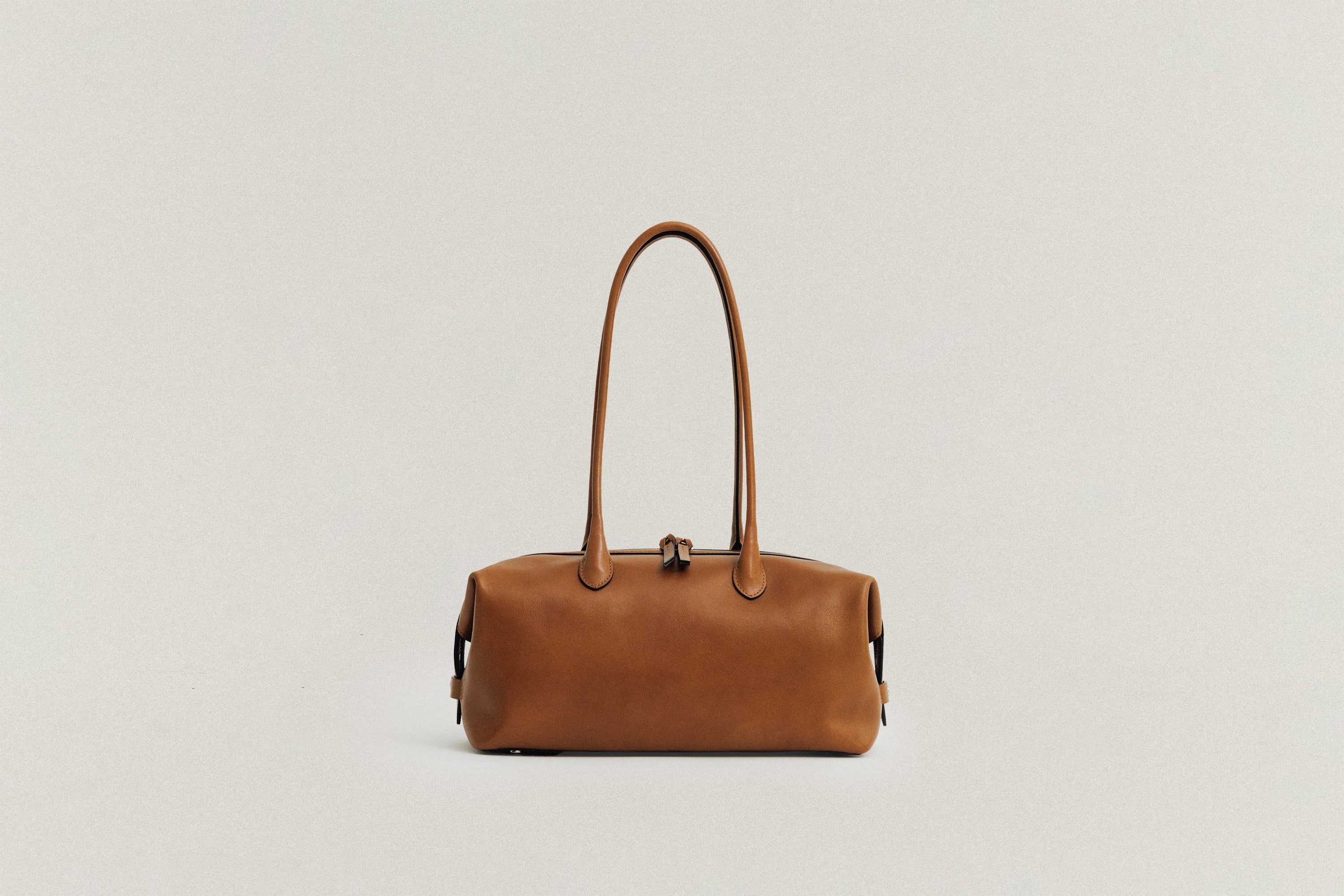 BAGS – TOUT Y EST EN