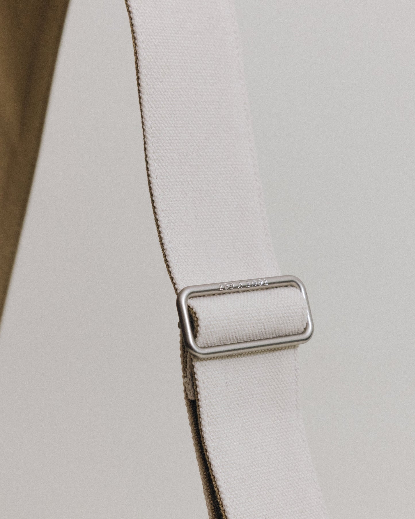 CABINET&CO. CROSSBODY