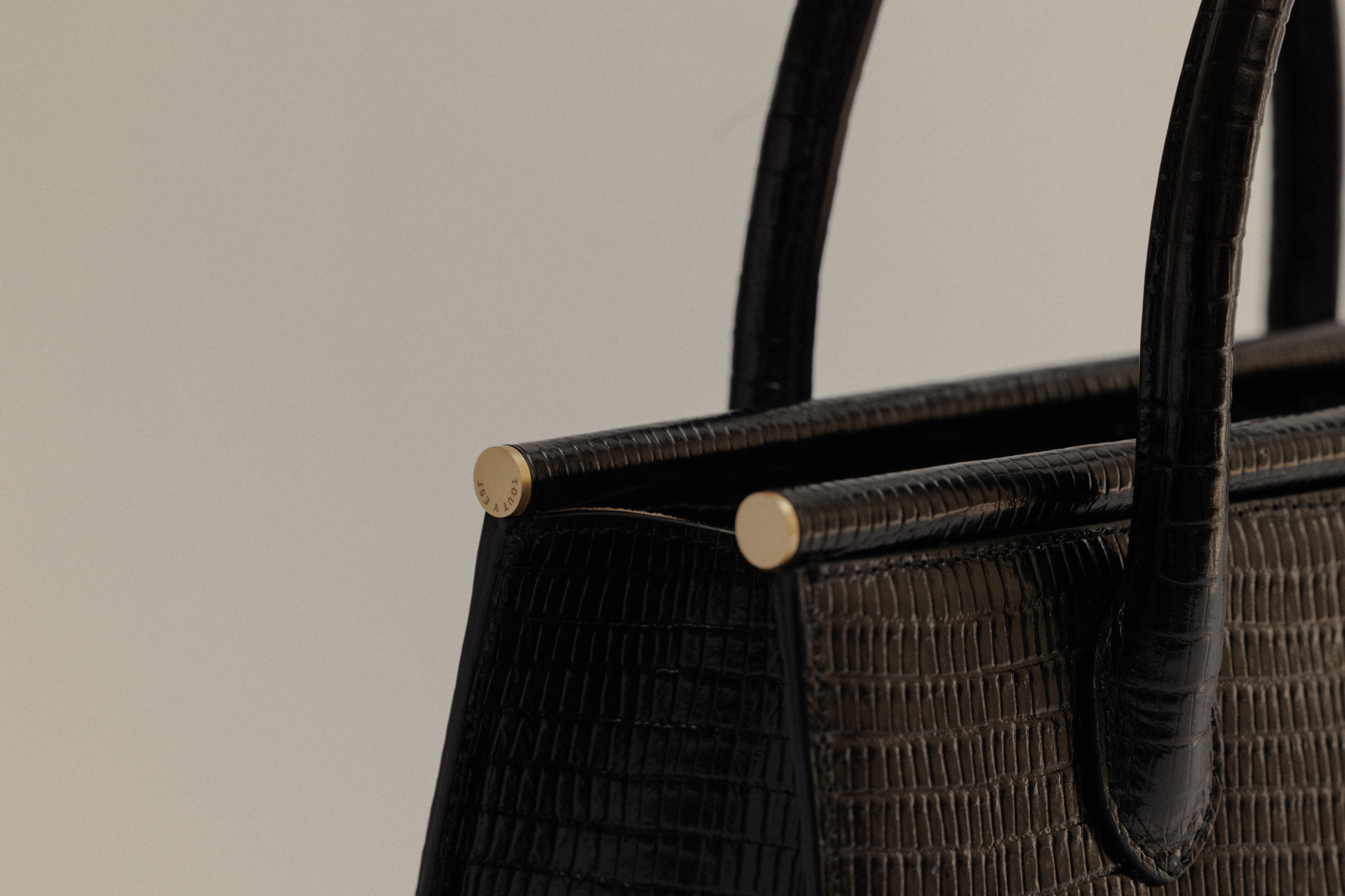 SAC PARALLÈLE MINI LIZARD BLACK – TOUT Y EST EN SAC PARALLÈLE MINI LIZARD BLACK – TOUT Y EST EN