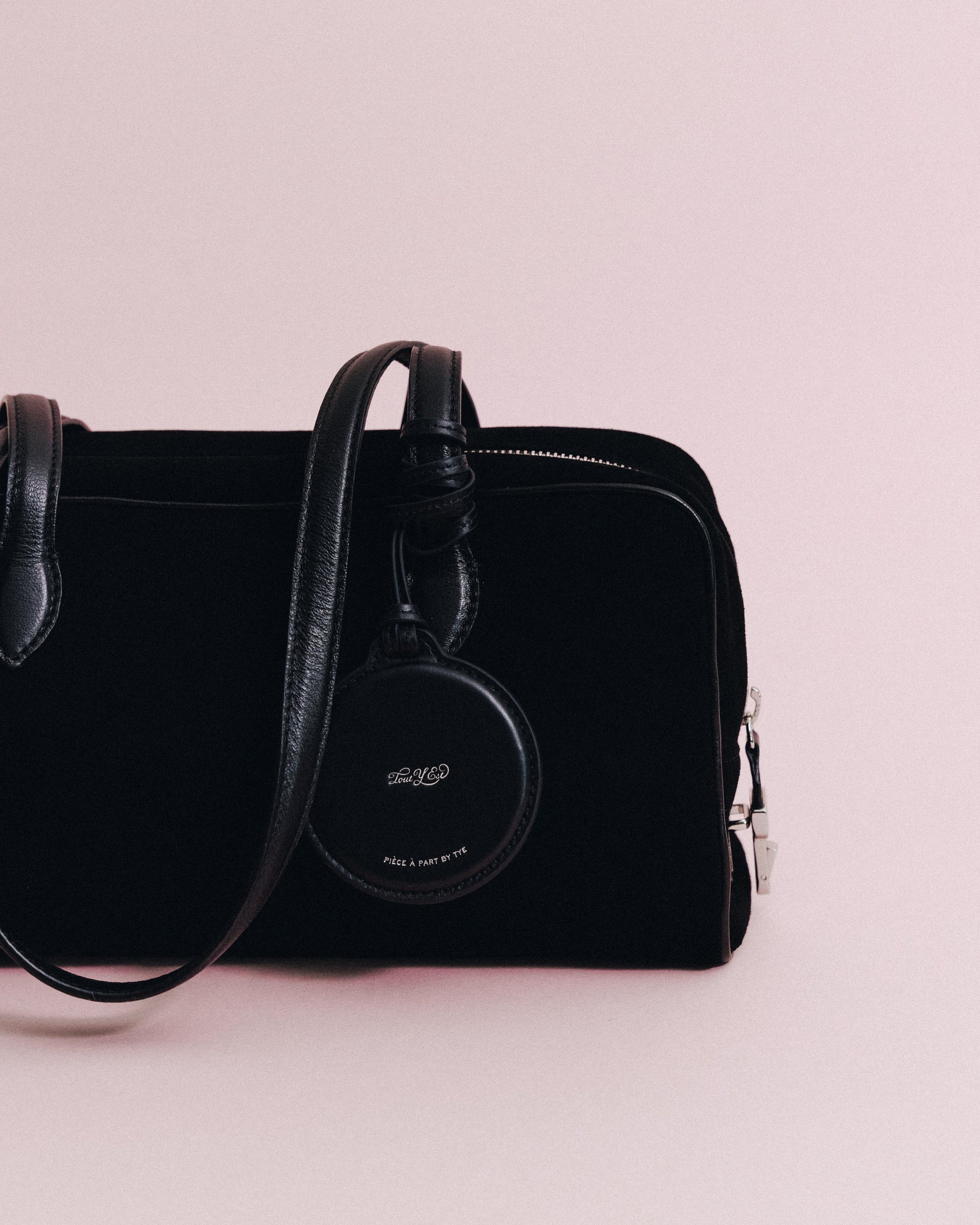 MIROIR PENDENTIF BLACK