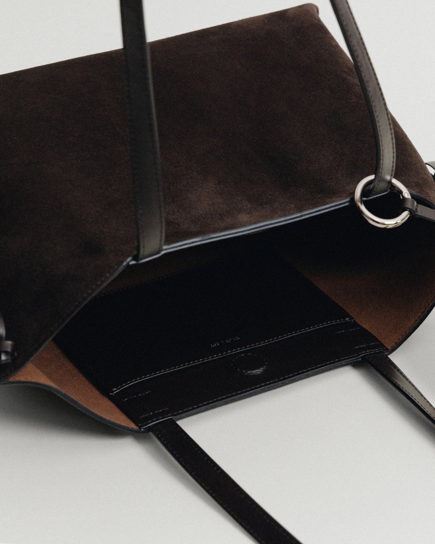 SAC TRESSÉ SMALL SUEDE BROWN