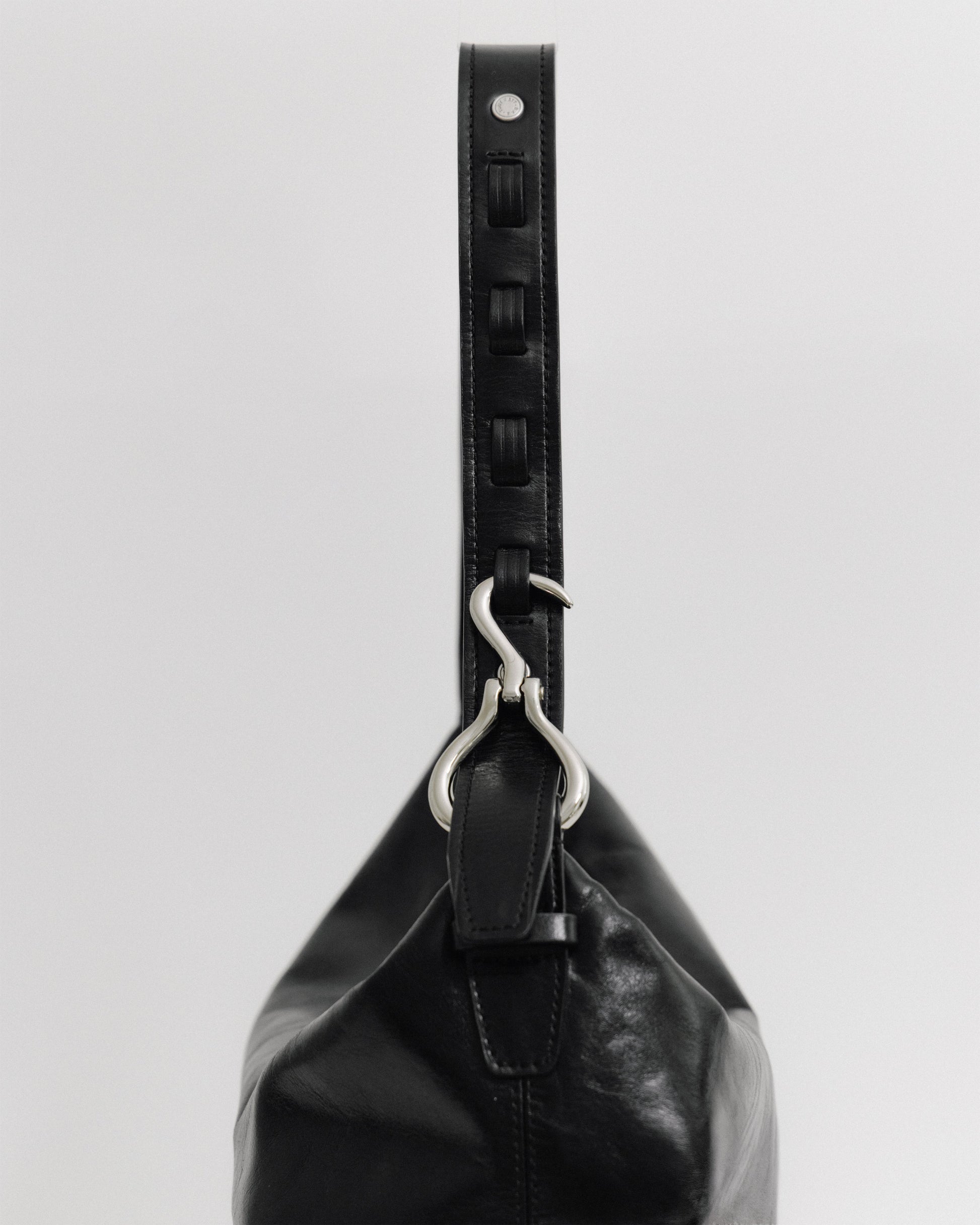 SAC TRESSÉ HOBO BLACK