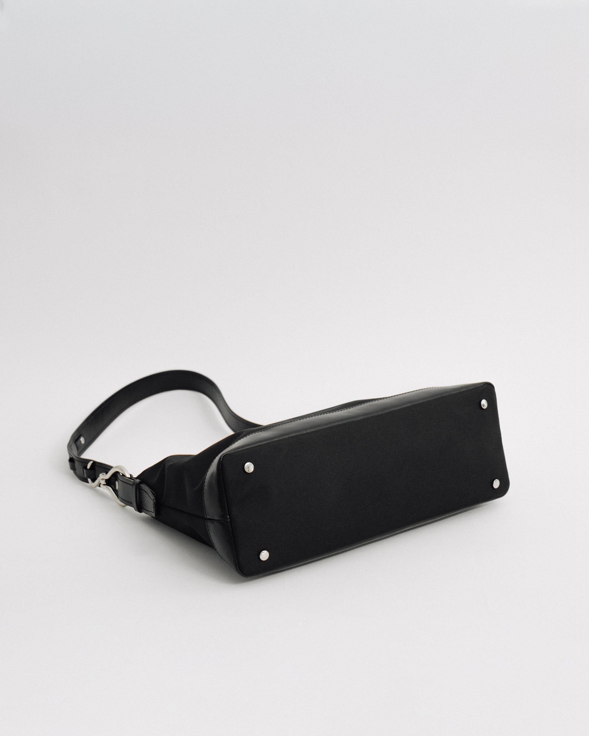 SAC TRESSÉ ÉPAULE TOILE BLACK